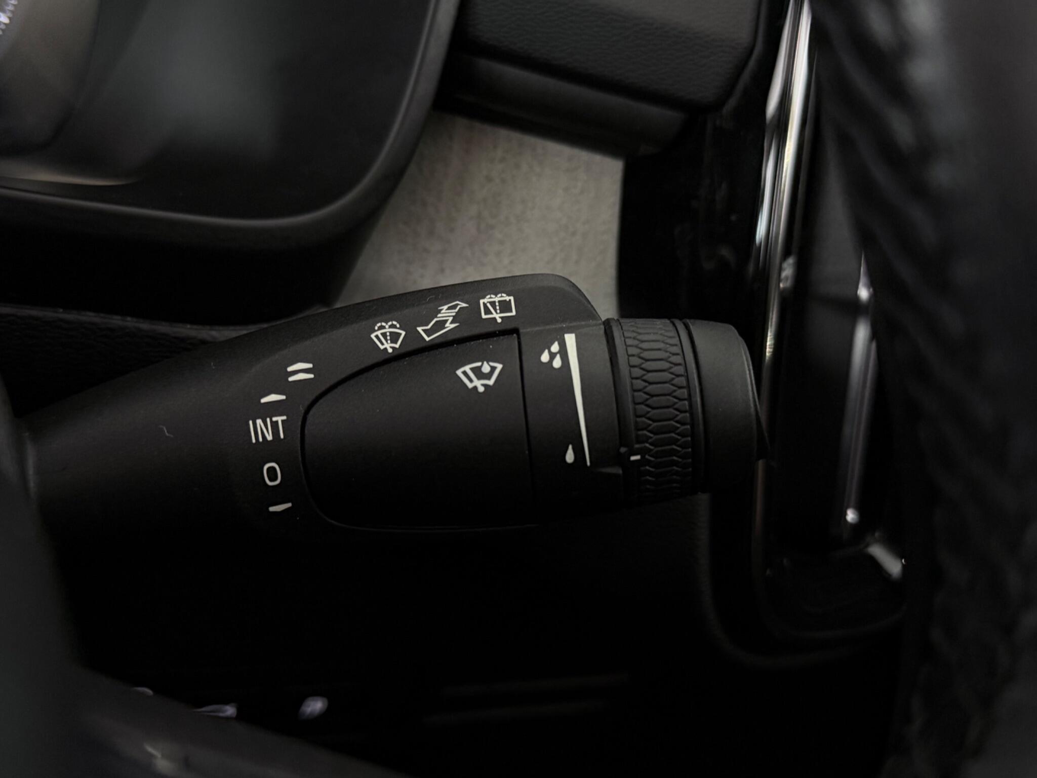 Volvo XC40 view 17