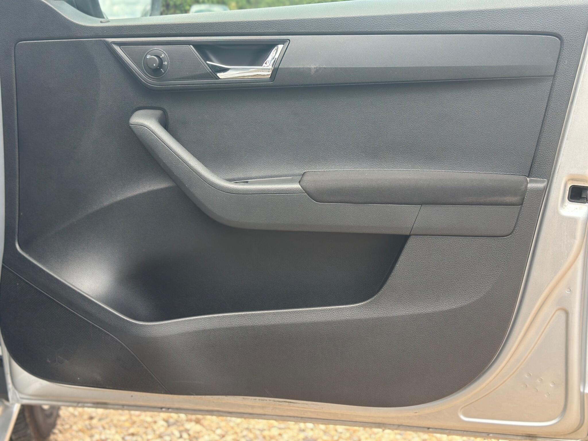 Skoda Fabia view 53