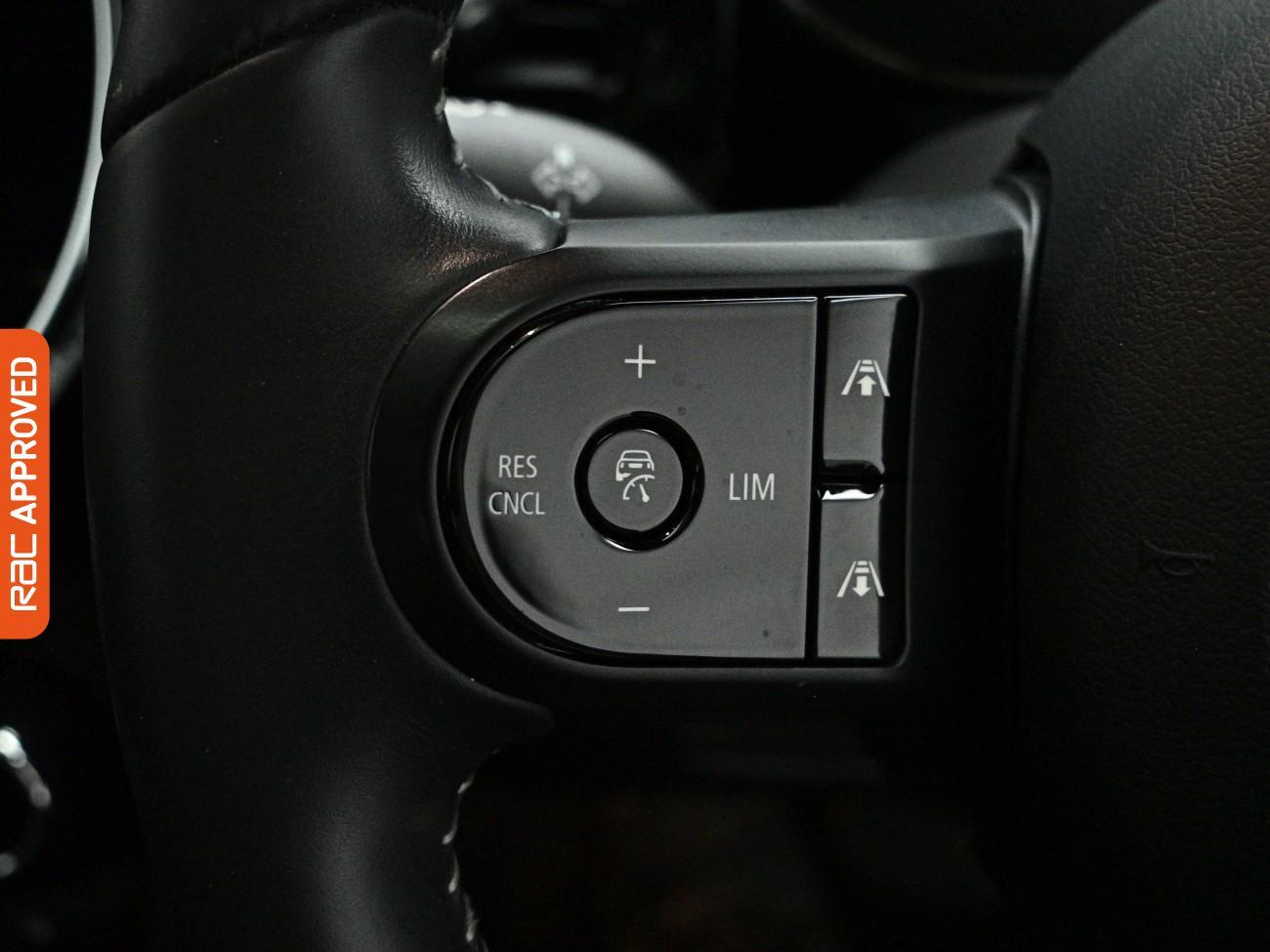 Mini Hatch view 25