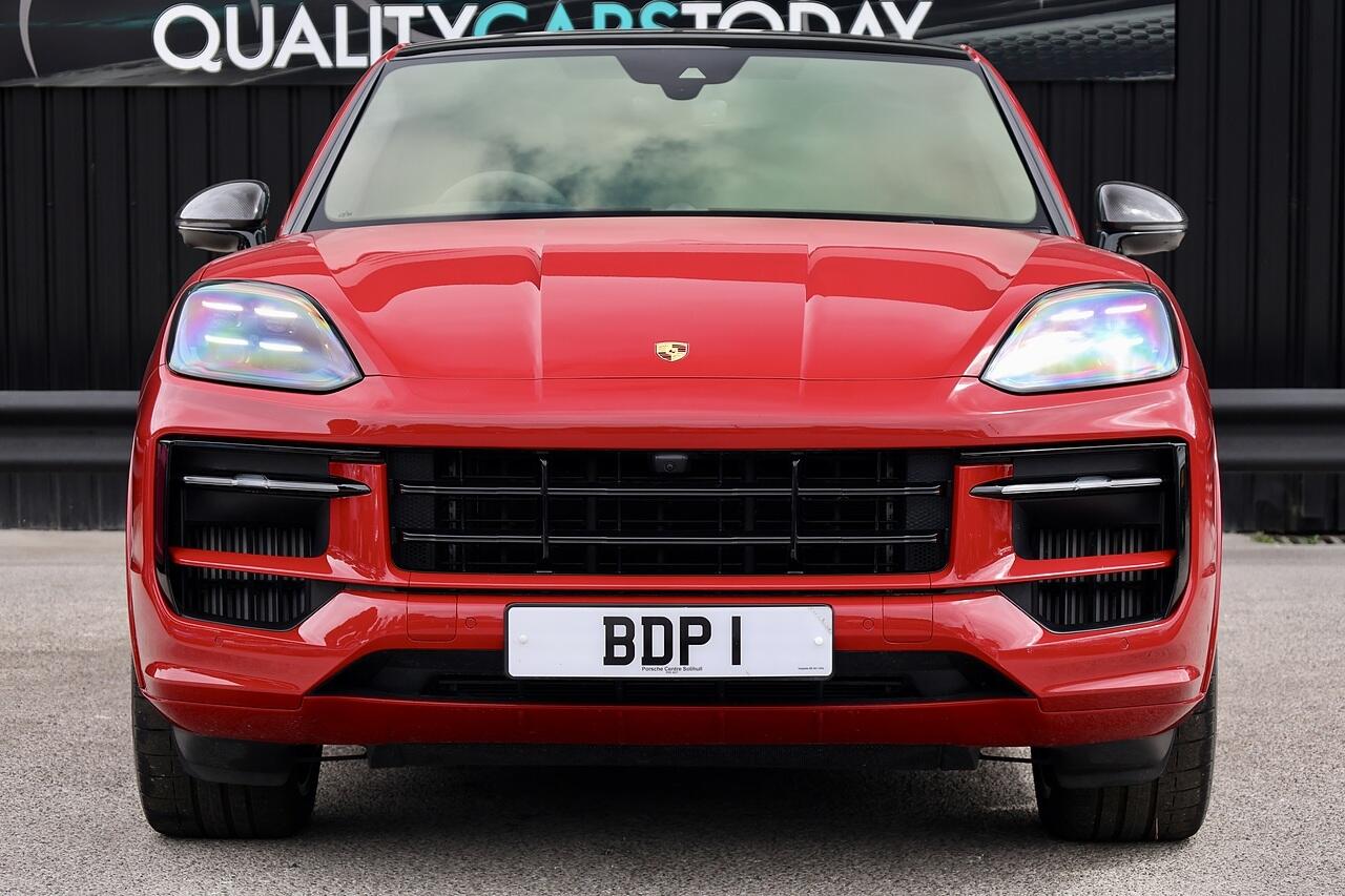 Porsche Cayenne view 4