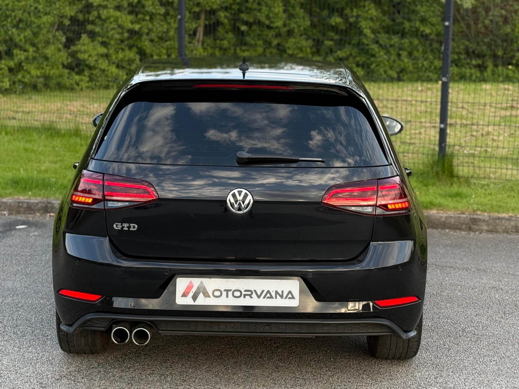 Volkswagen Golf view 14