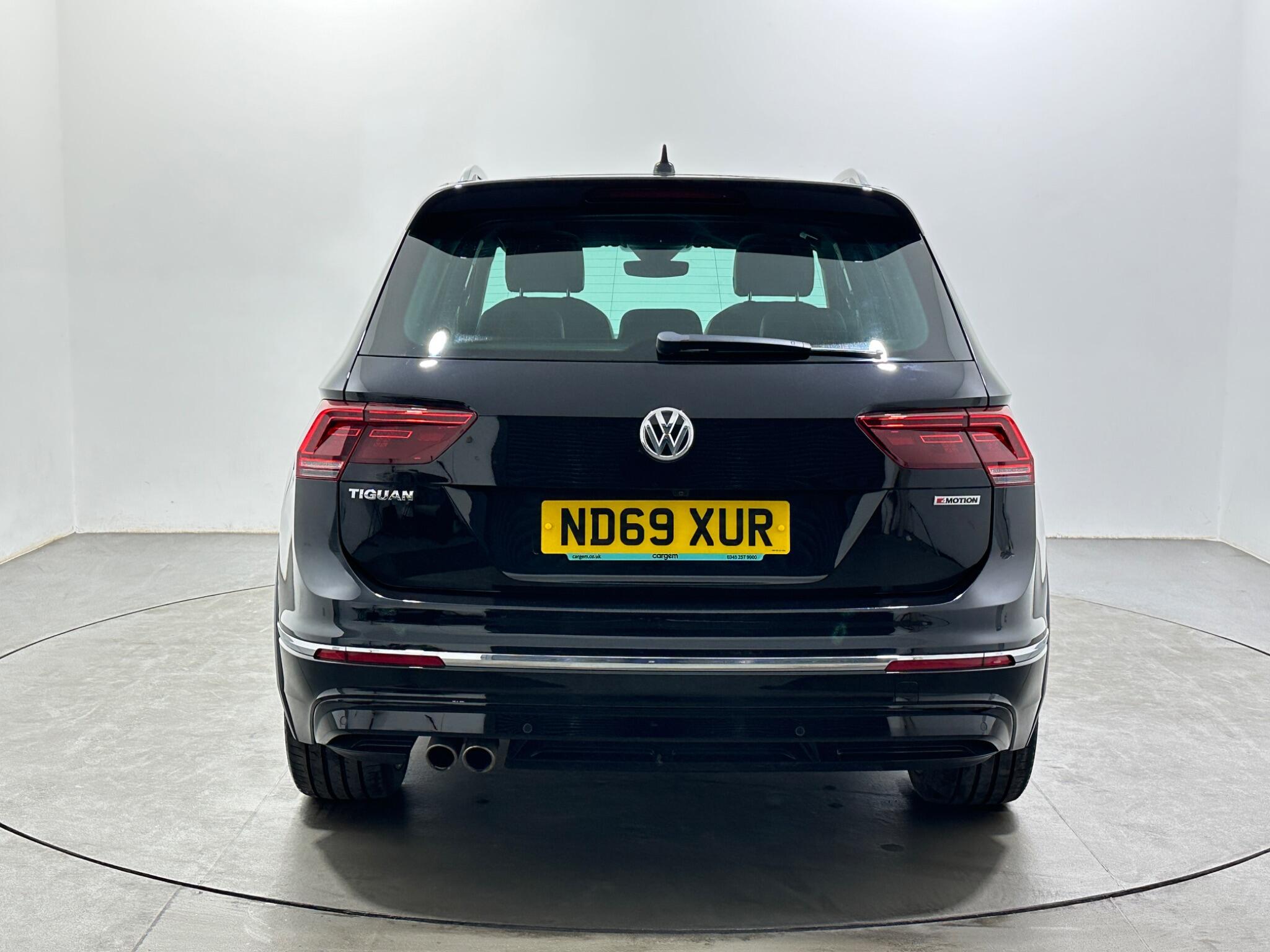 Volkswagen Tiguan view 7
