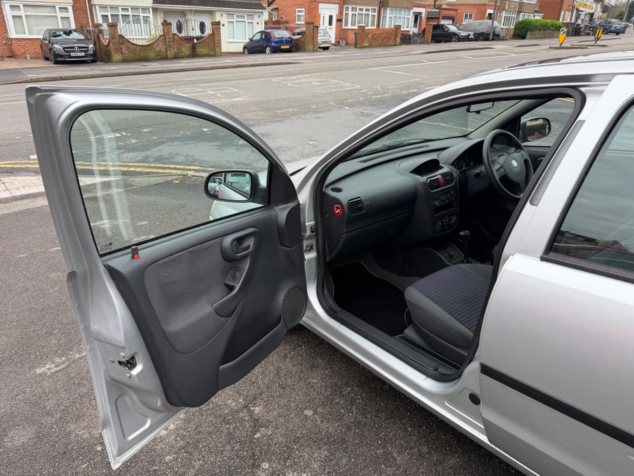 2002 Vauxhall Corsa image 34