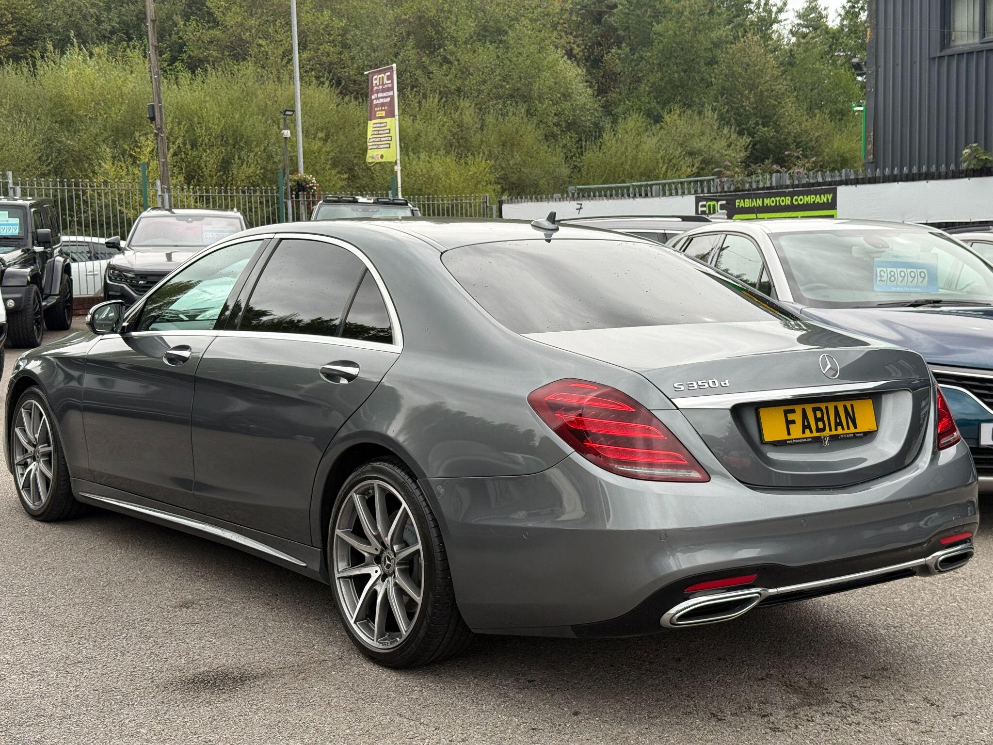 Mercedes-Benz S-Class view 11
