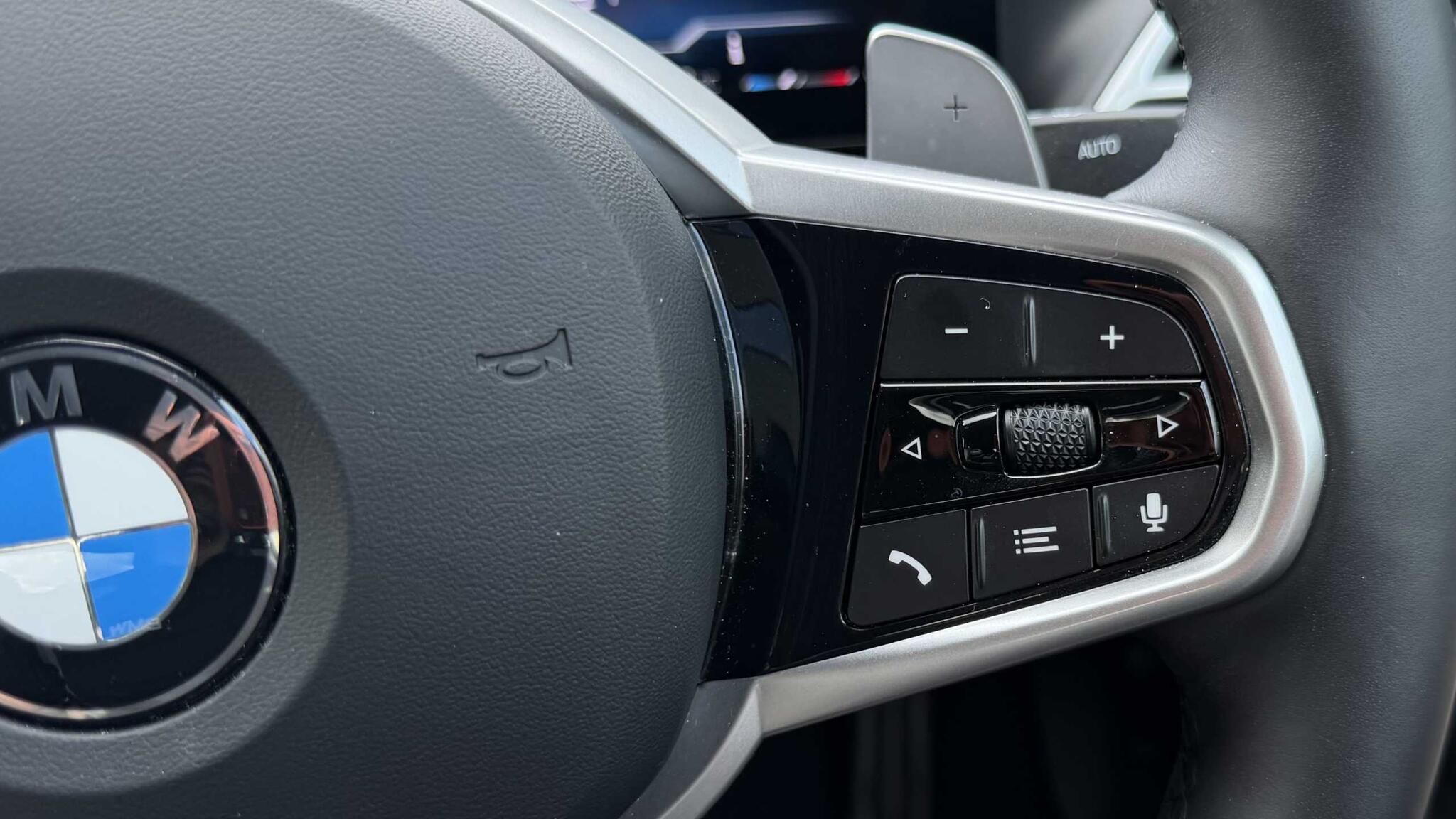 BMW 3 Series view 20