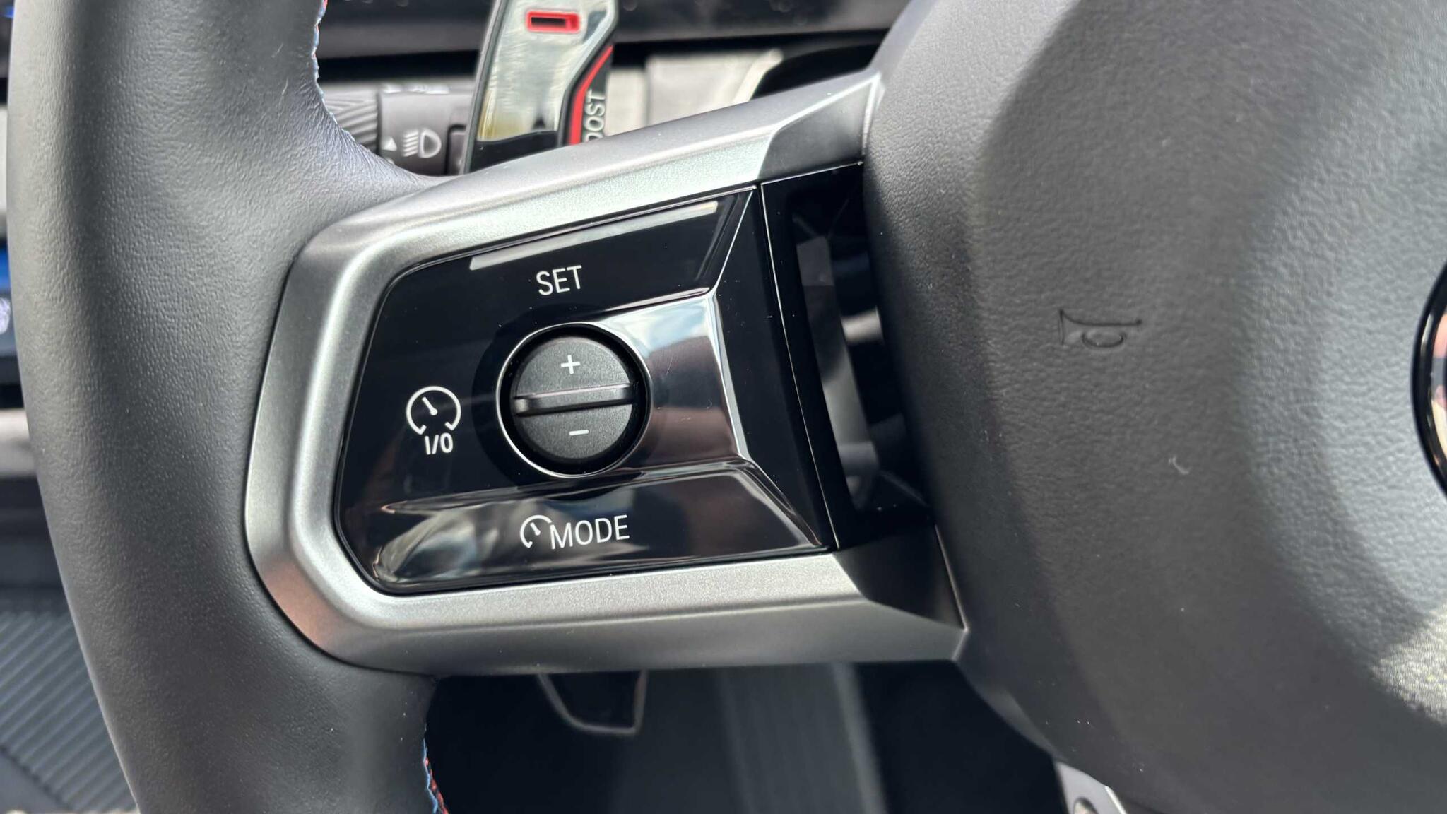 BMW X3 view 18