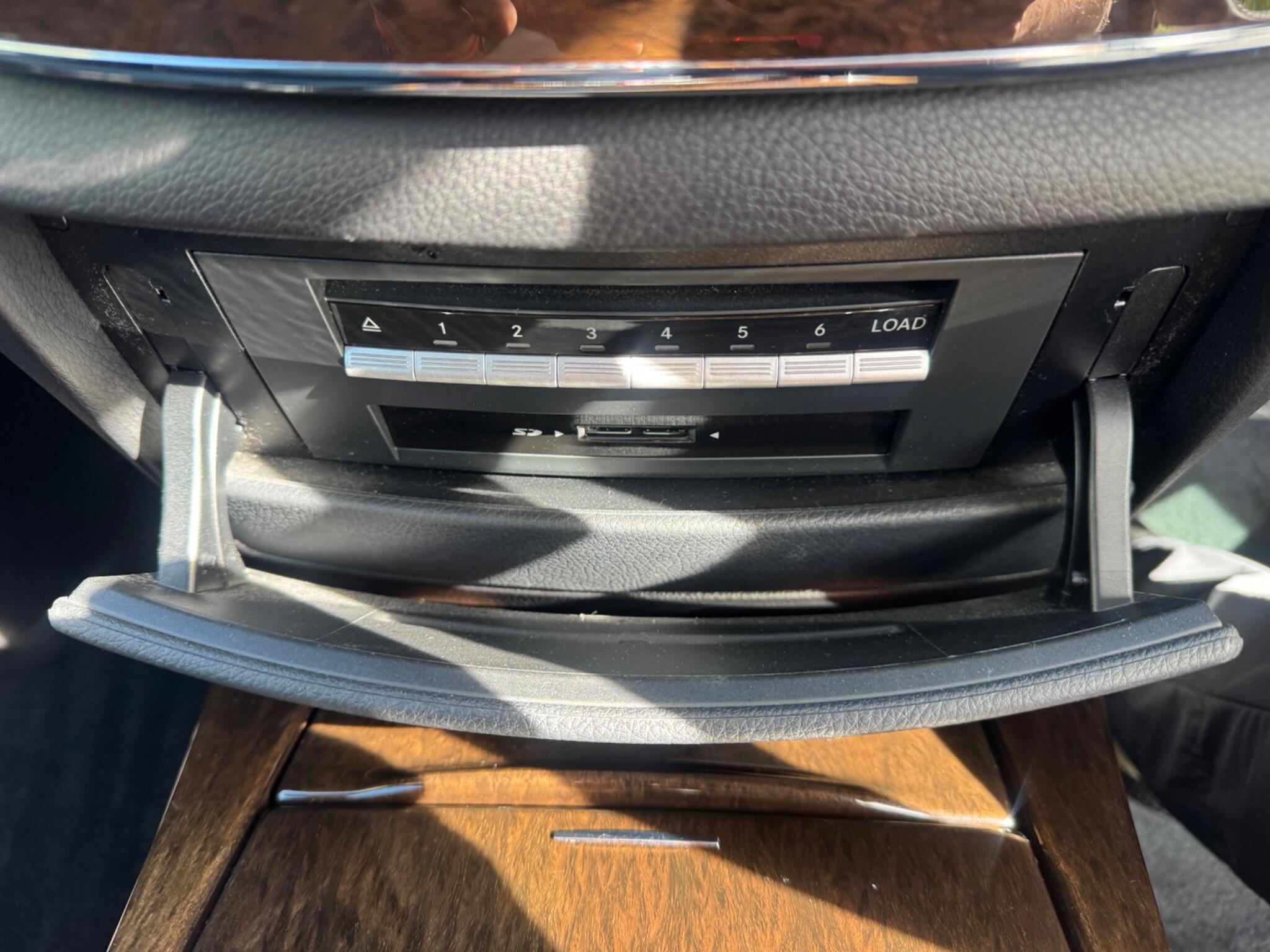 Mercedes-Benz S-Class view 88