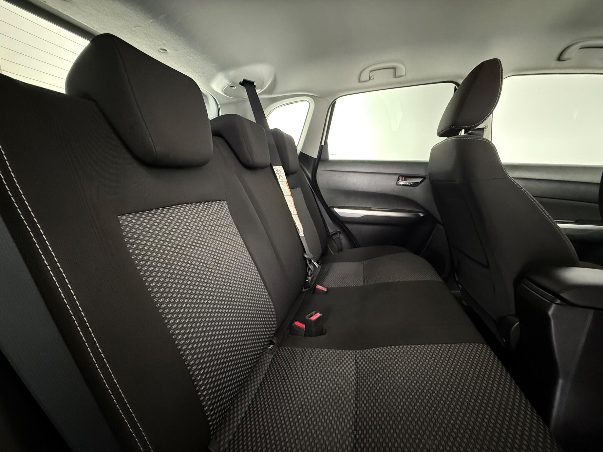 Suzuki Vitara view 15