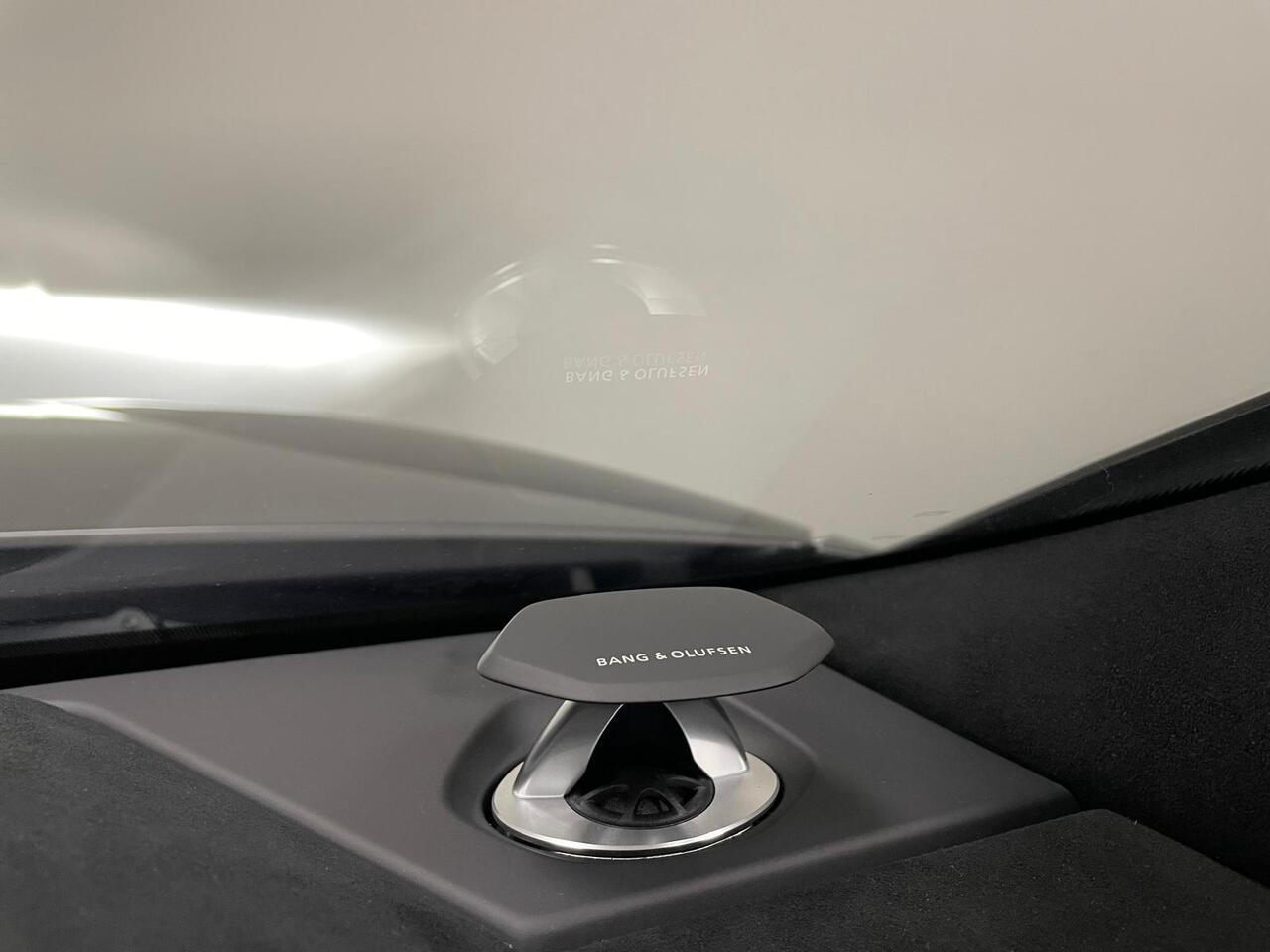 Lamborghini Urus view 43