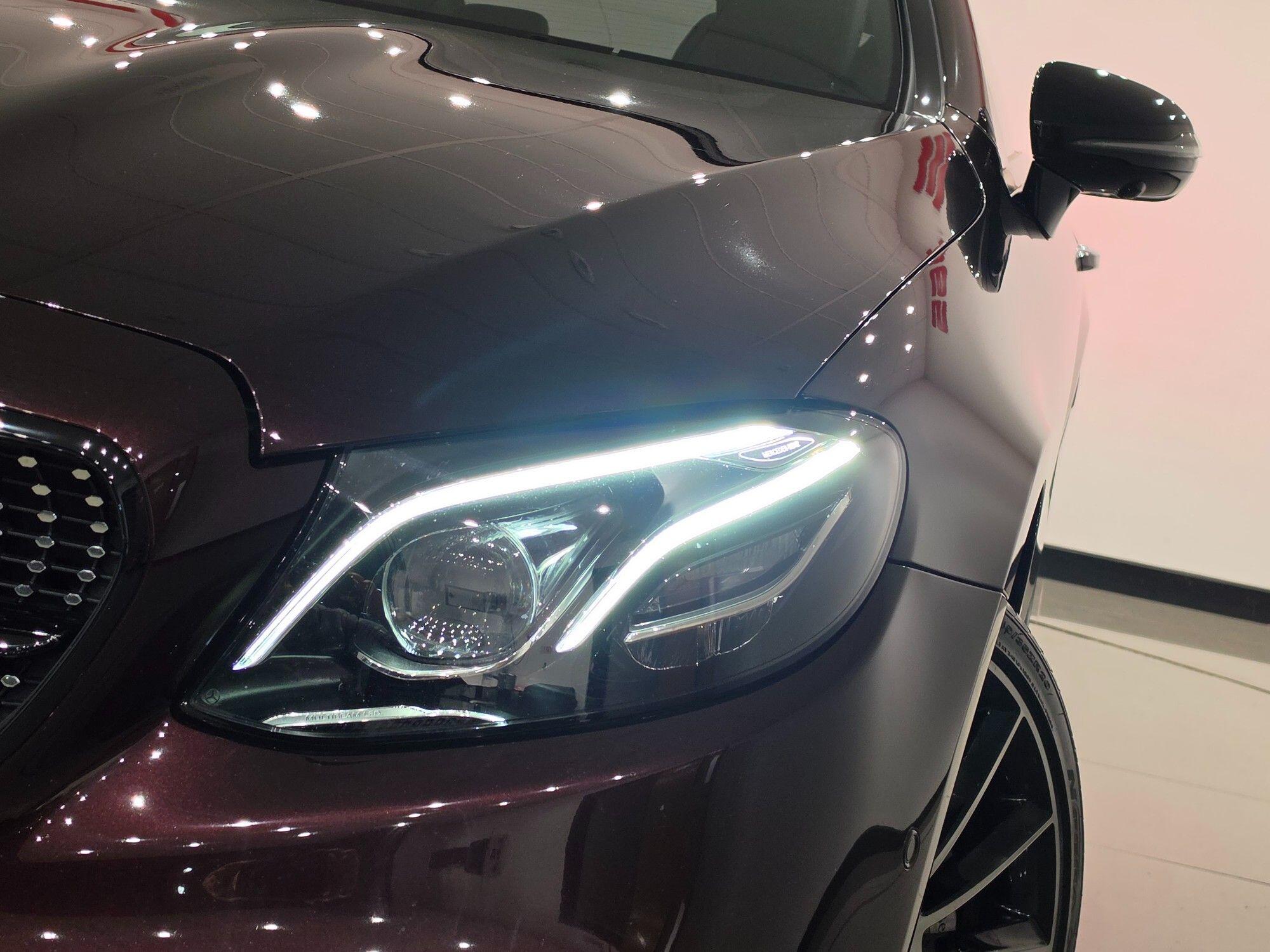Mercedes-Benz E-Class view 17