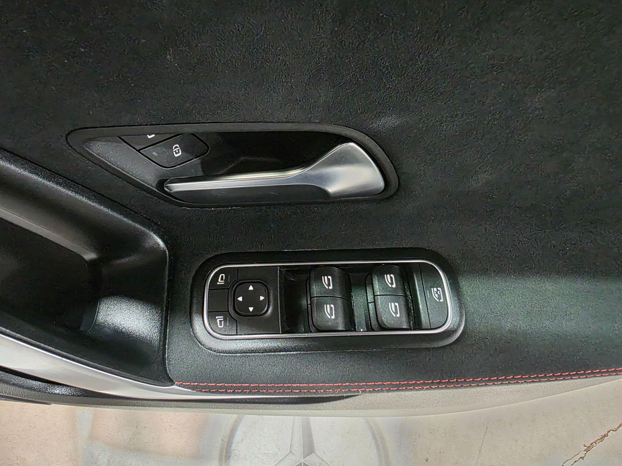 Mercedes-Benz A-Class view 12