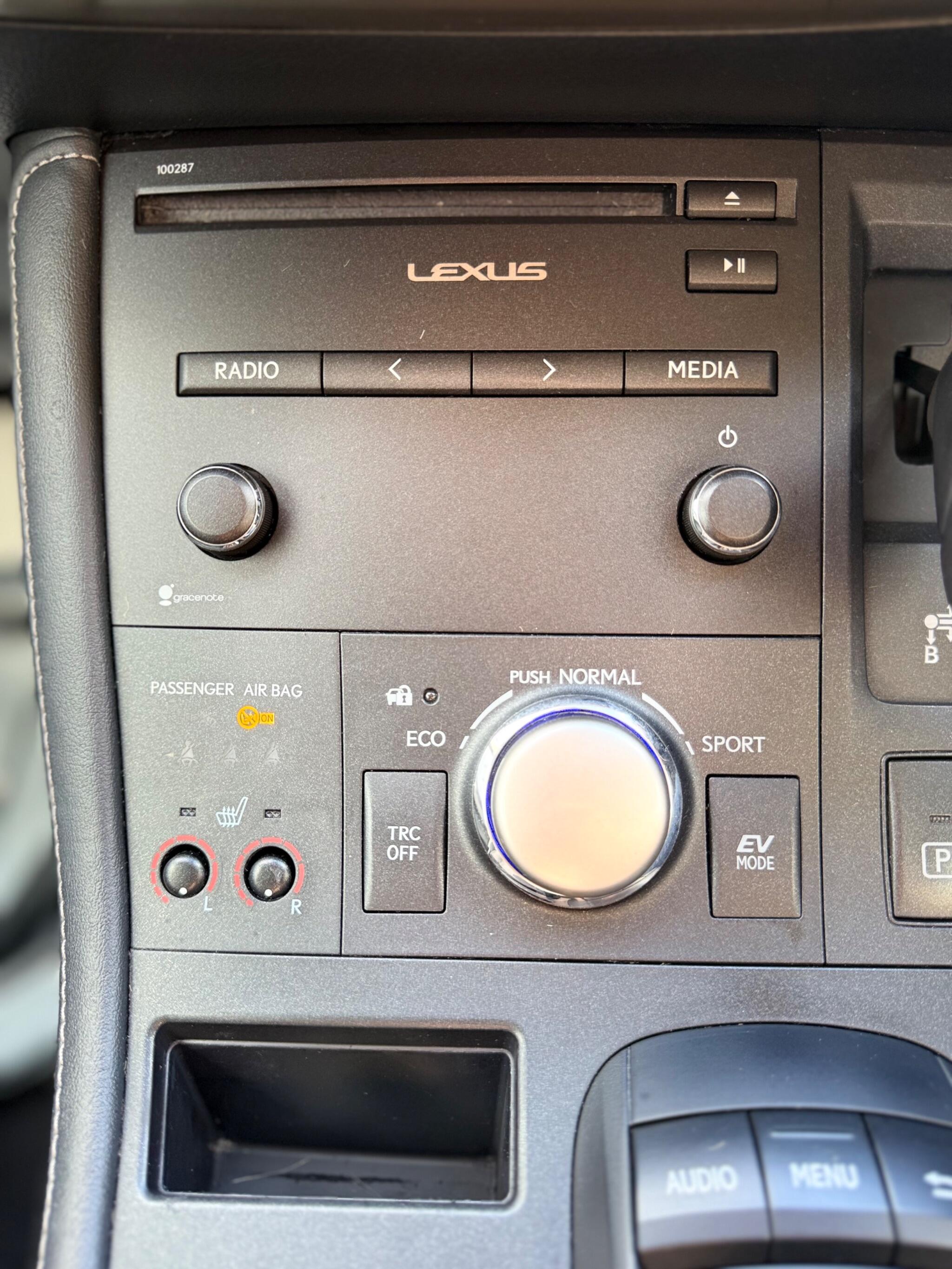 Lexus CT view 21