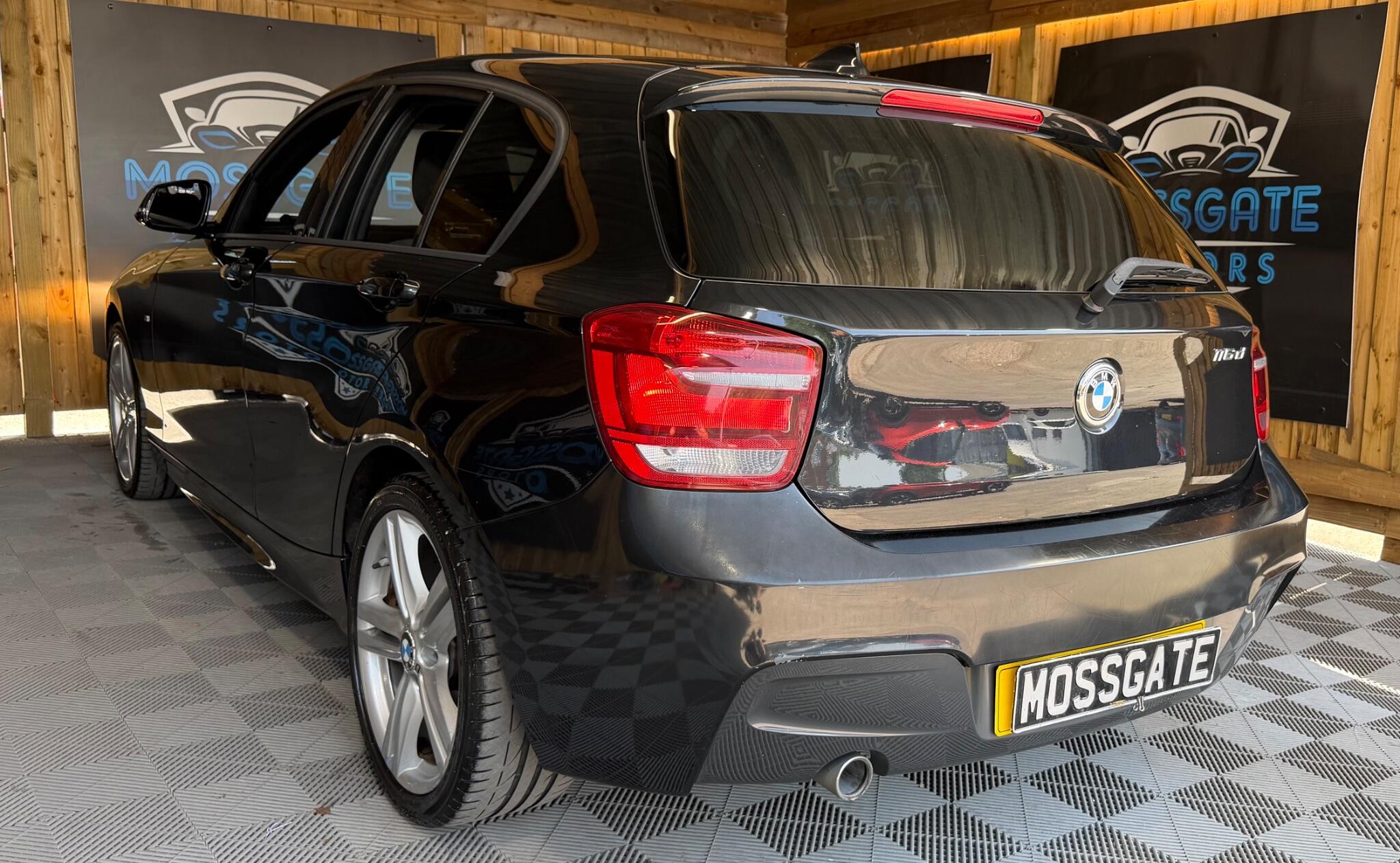 BMW 1 Series view 9