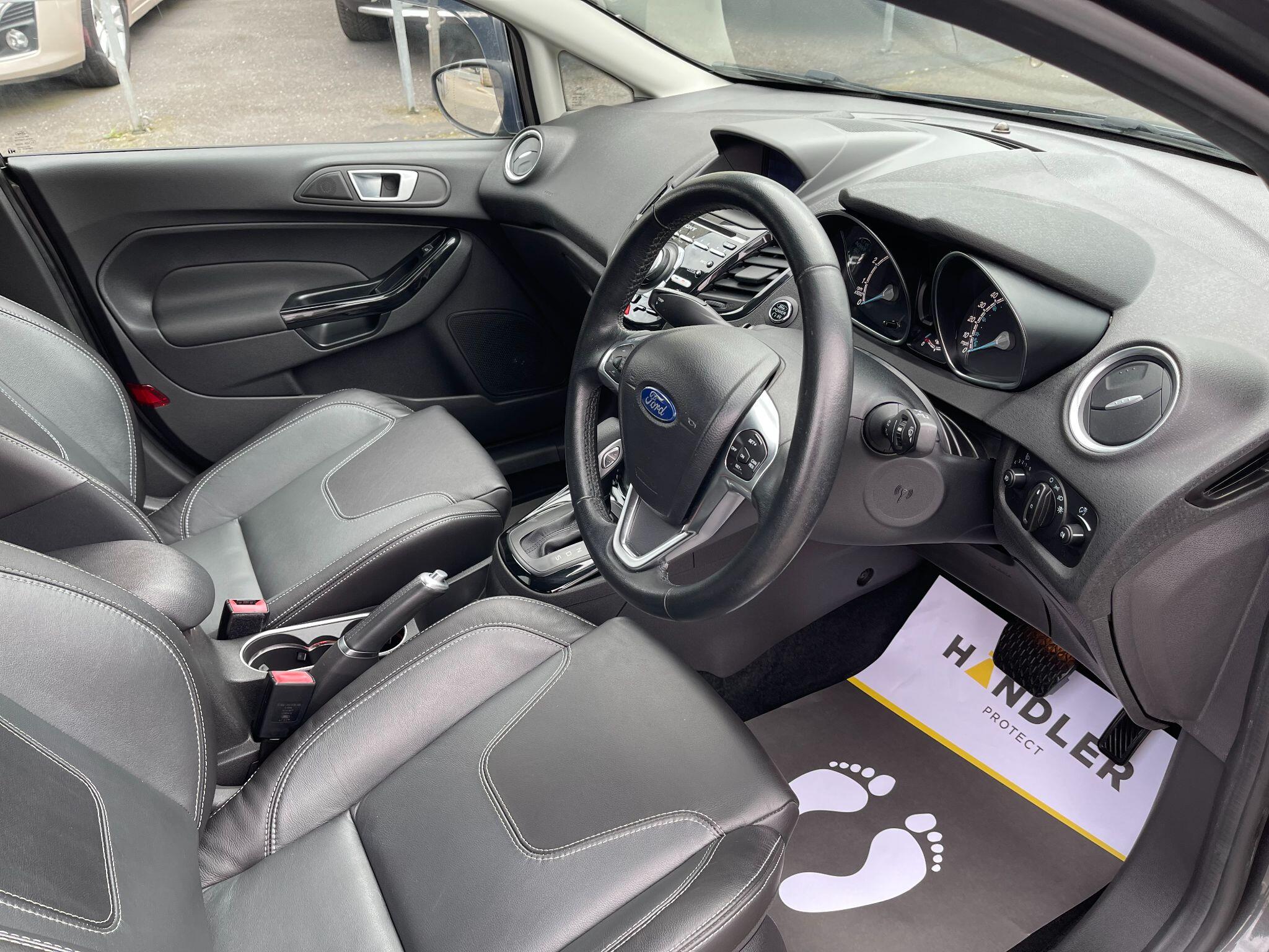 Ford Fiesta view 22