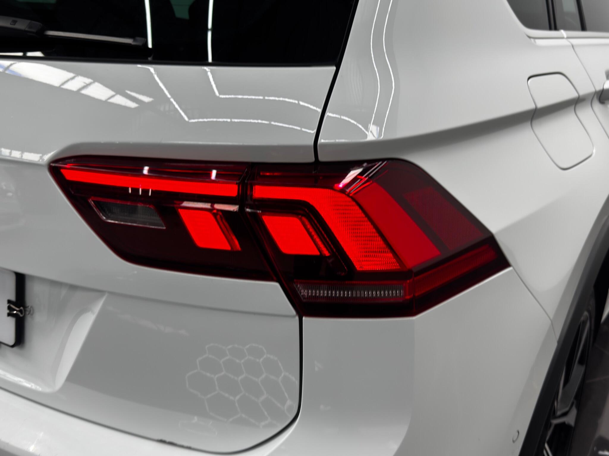 Volkswagen Tiguan view 40