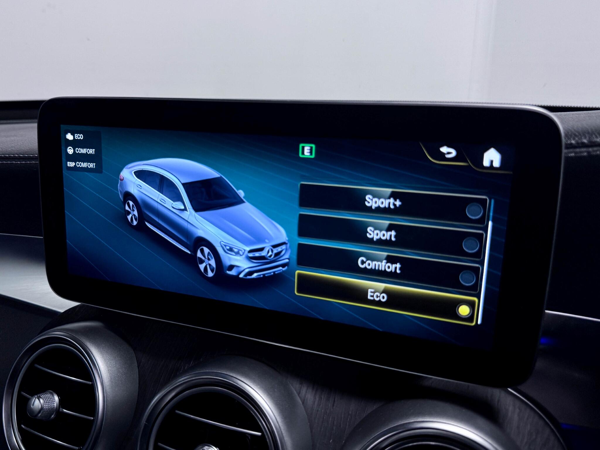 Mercedes-Benz GLC view 58