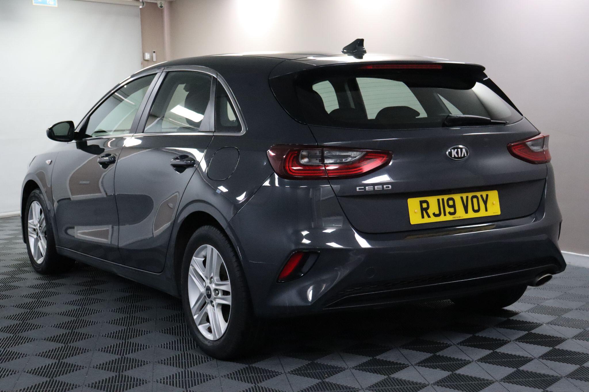 Kia Ceed view 10