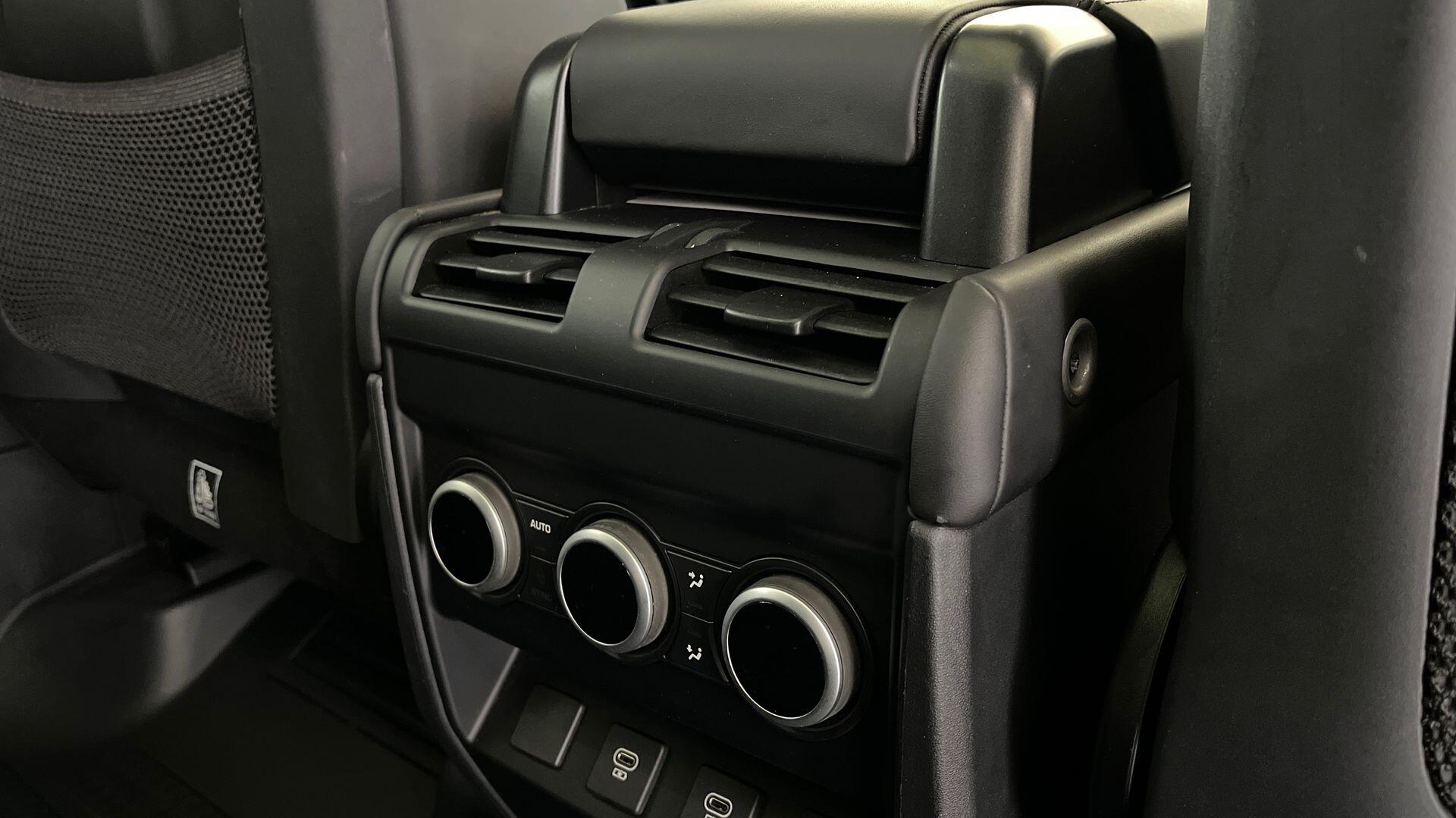Land Rover Defender view 18
