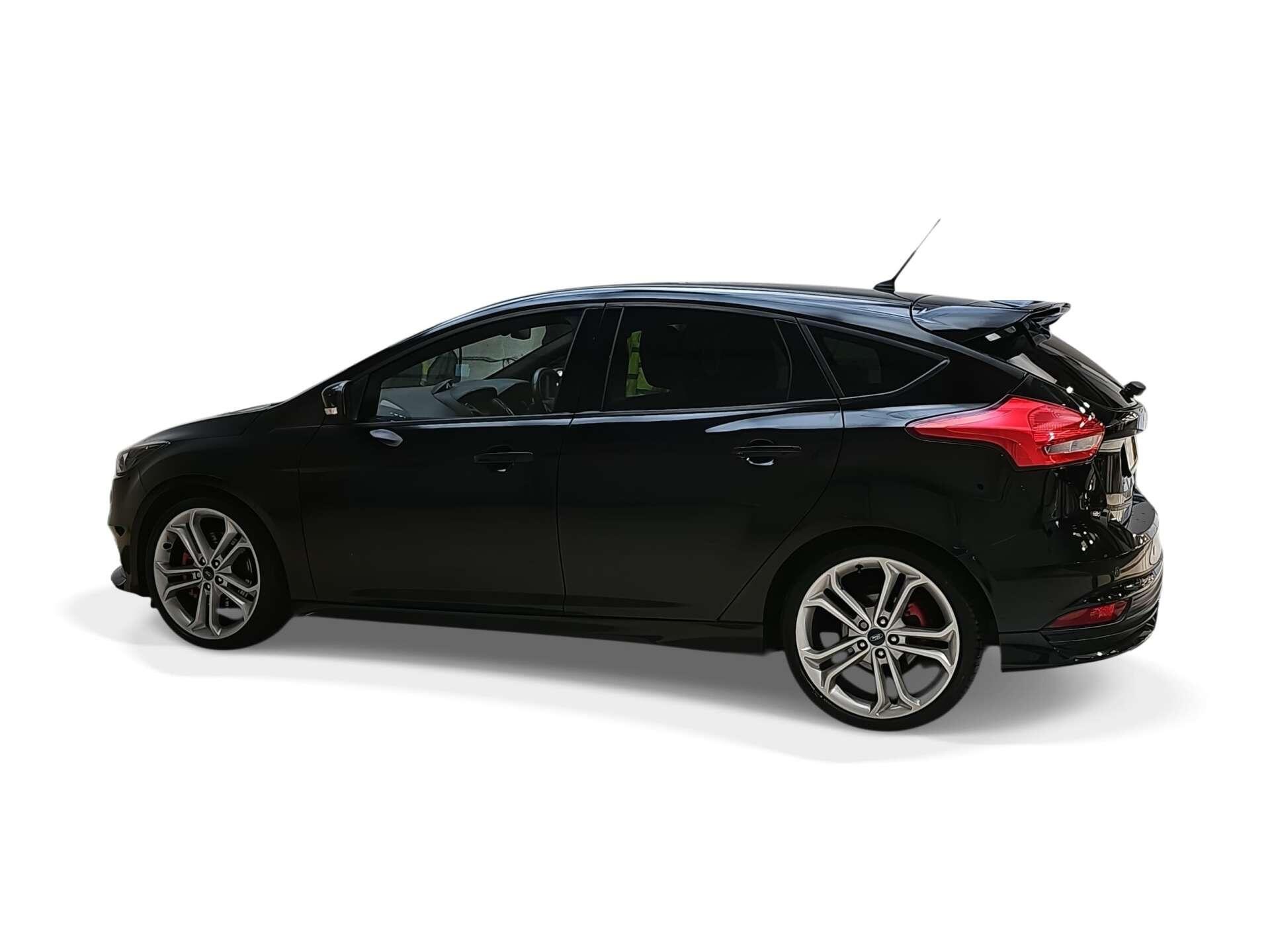 Ford Focus view 5