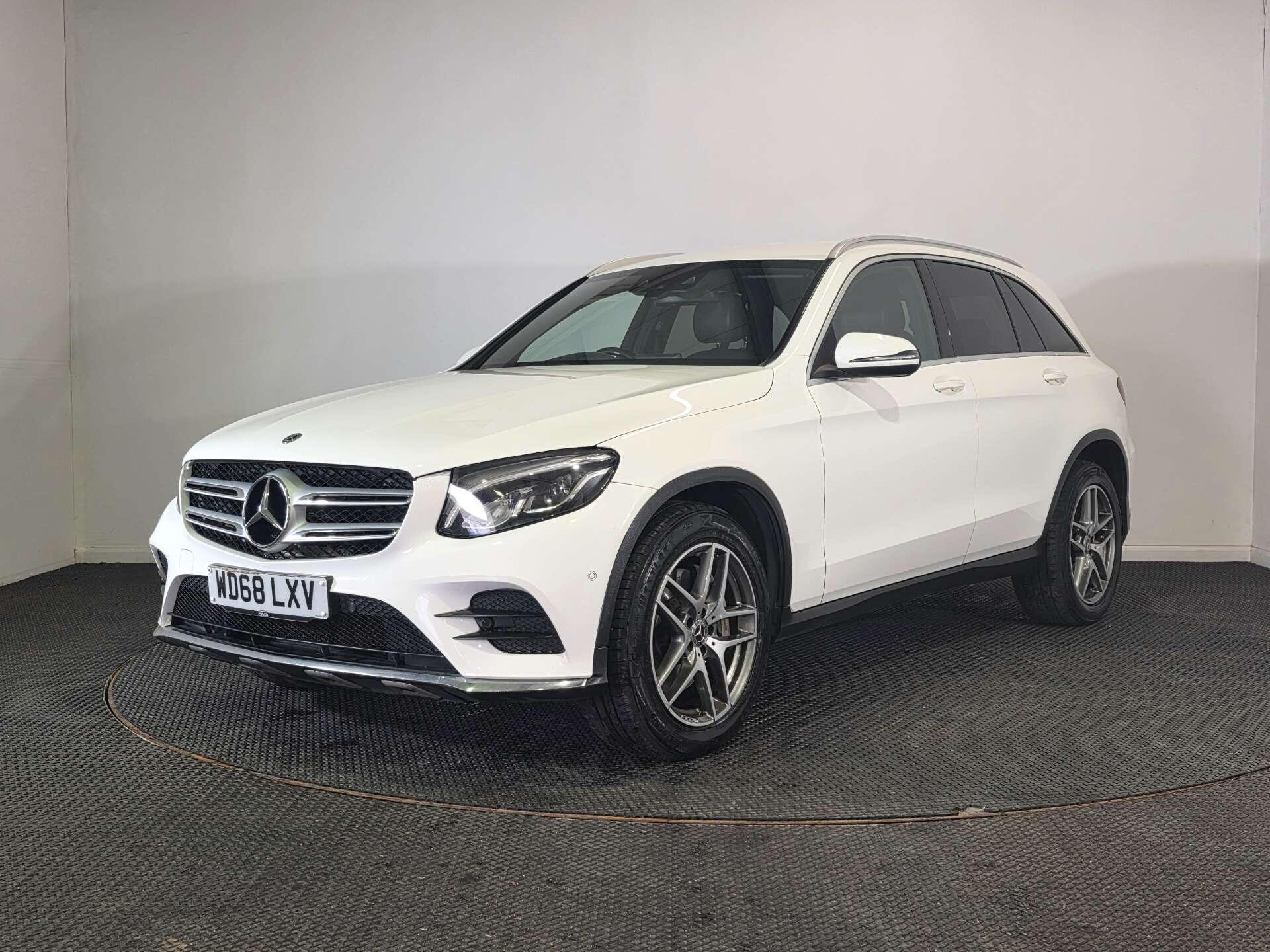 Mercedes-Benz GLC view 3