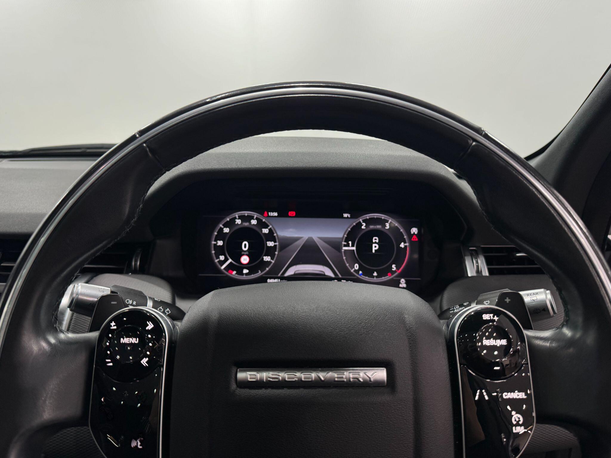 Land Rover Discovery Sport view 33