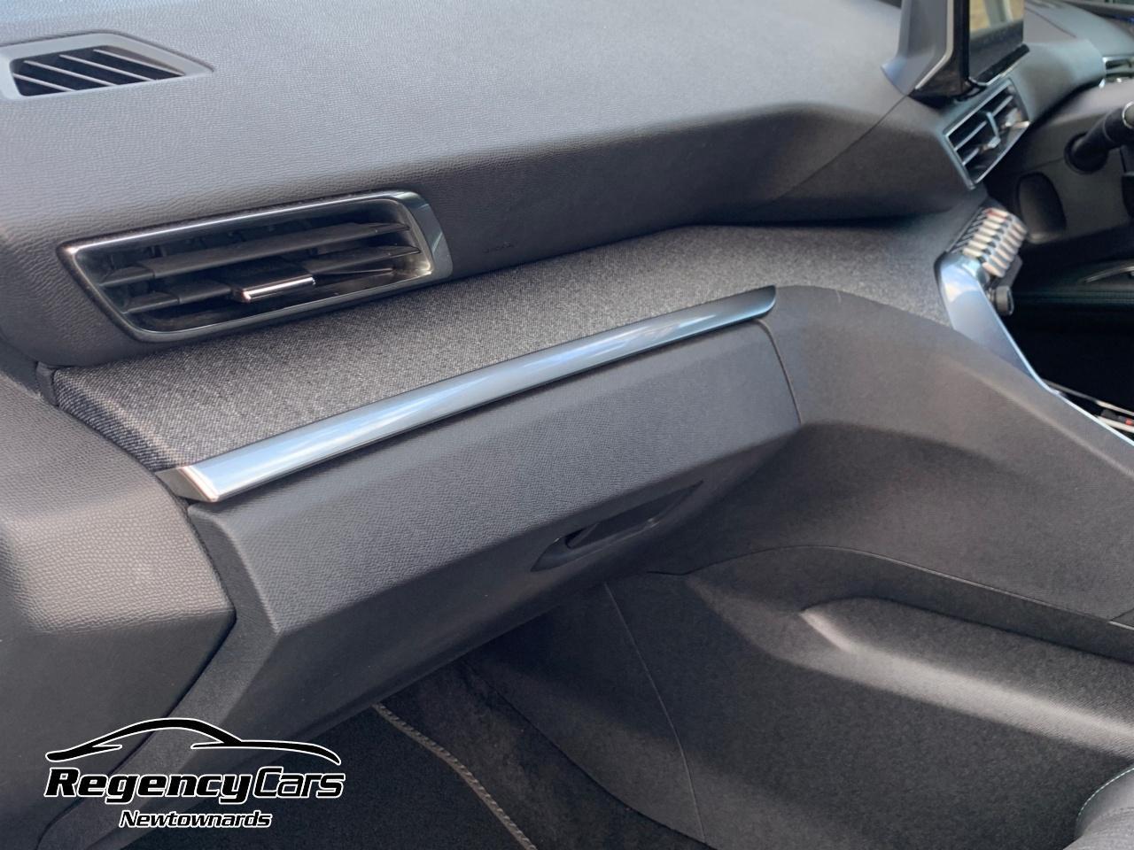 Peugeot 5008 view 48