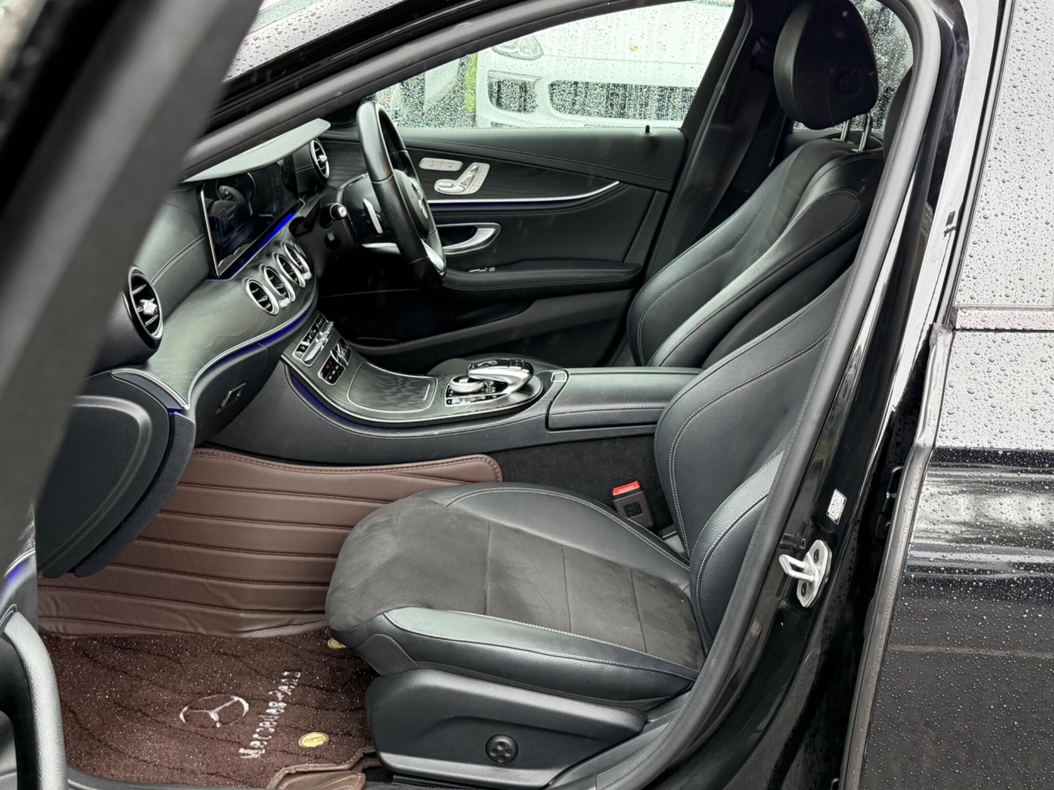 Mercedes-Benz E-Class view 15