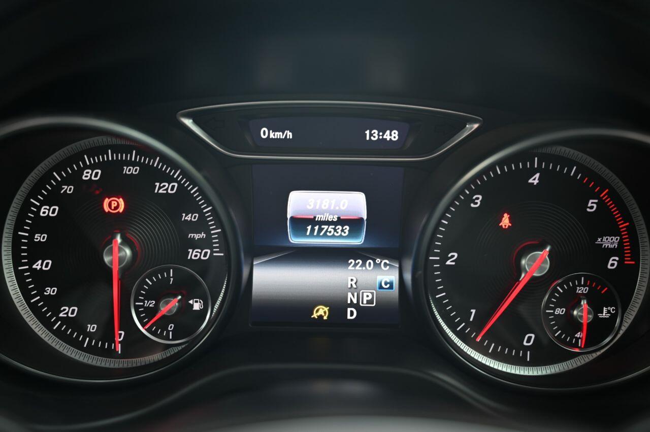 Mercedes-Benz Cla view 21