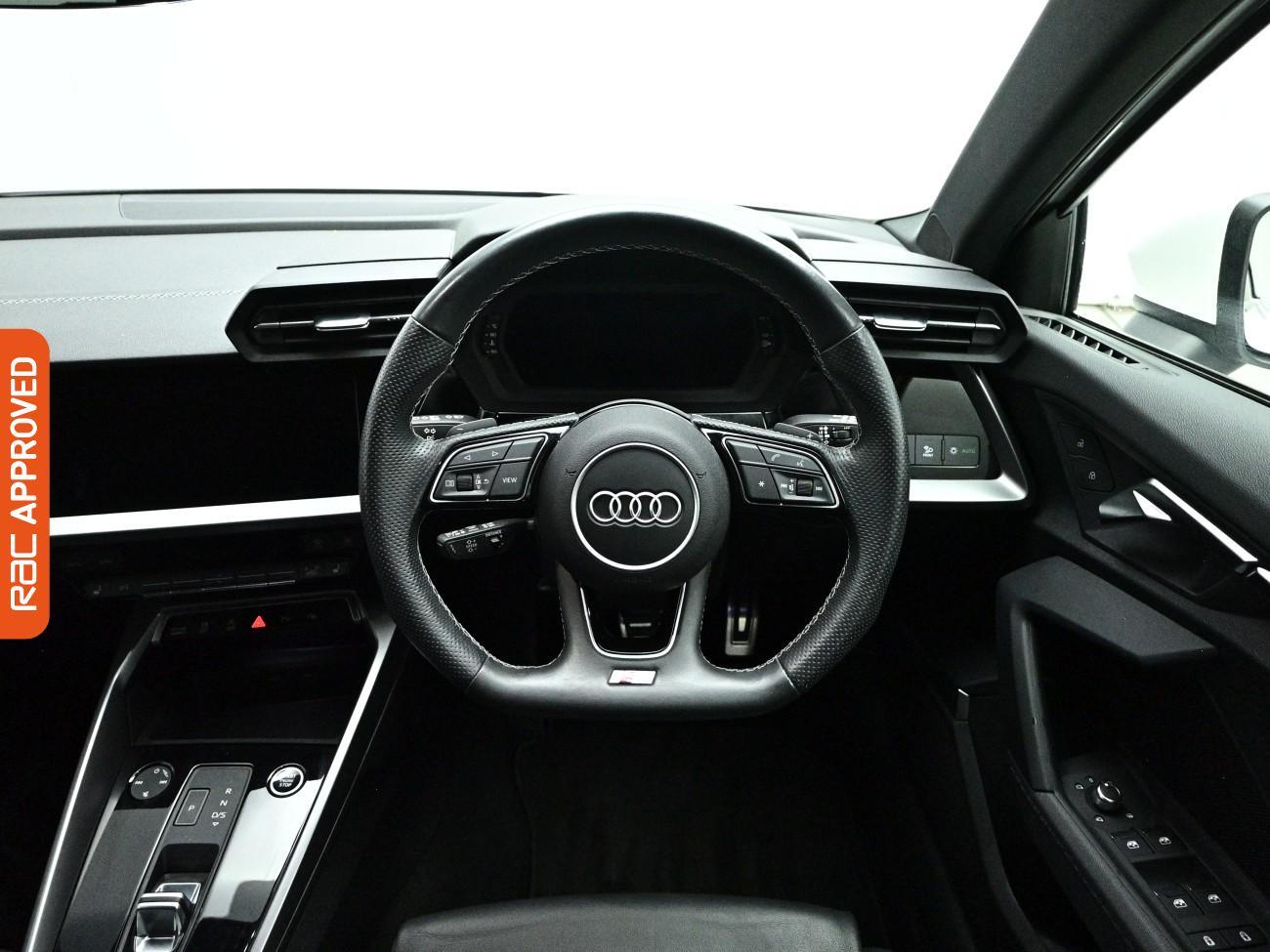 Audi A3 view 9