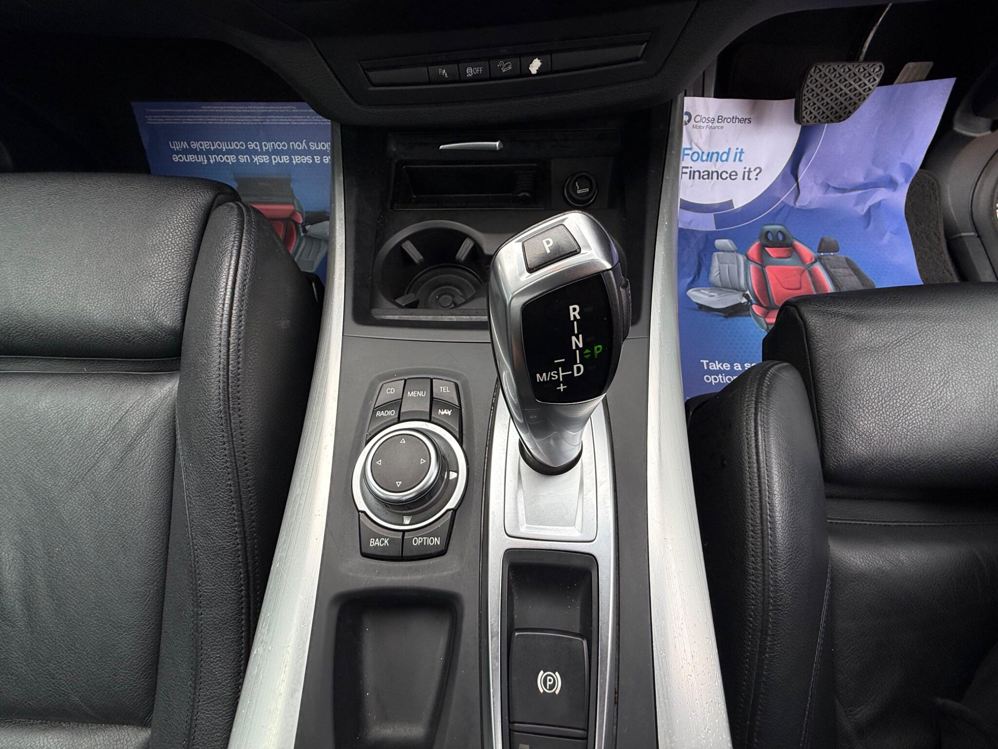 BMW X5 view 31
