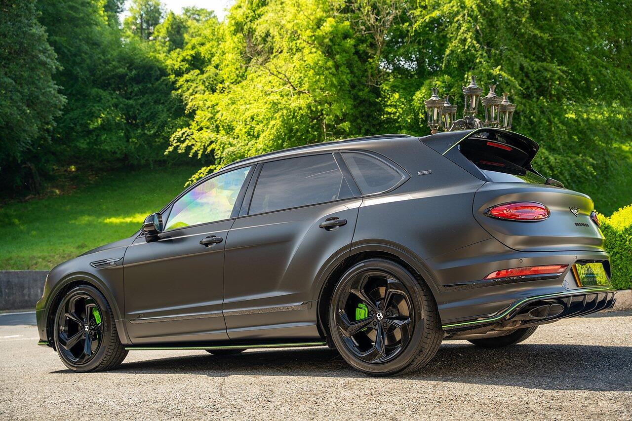 Bentley Bentayga view 120
