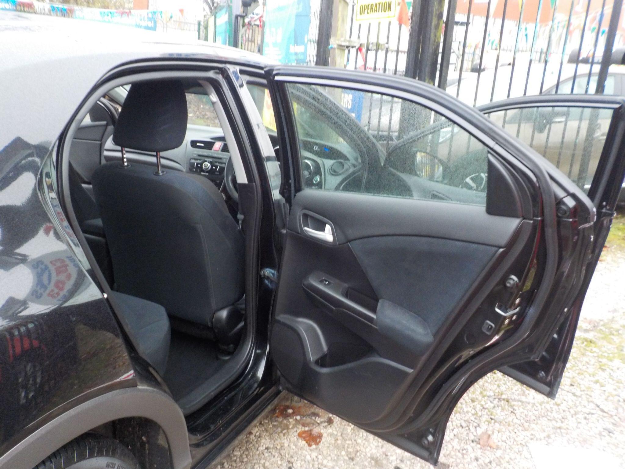 Honda Civic 1.4 i-VTEC SE Euro 5 (s/s) 5dr