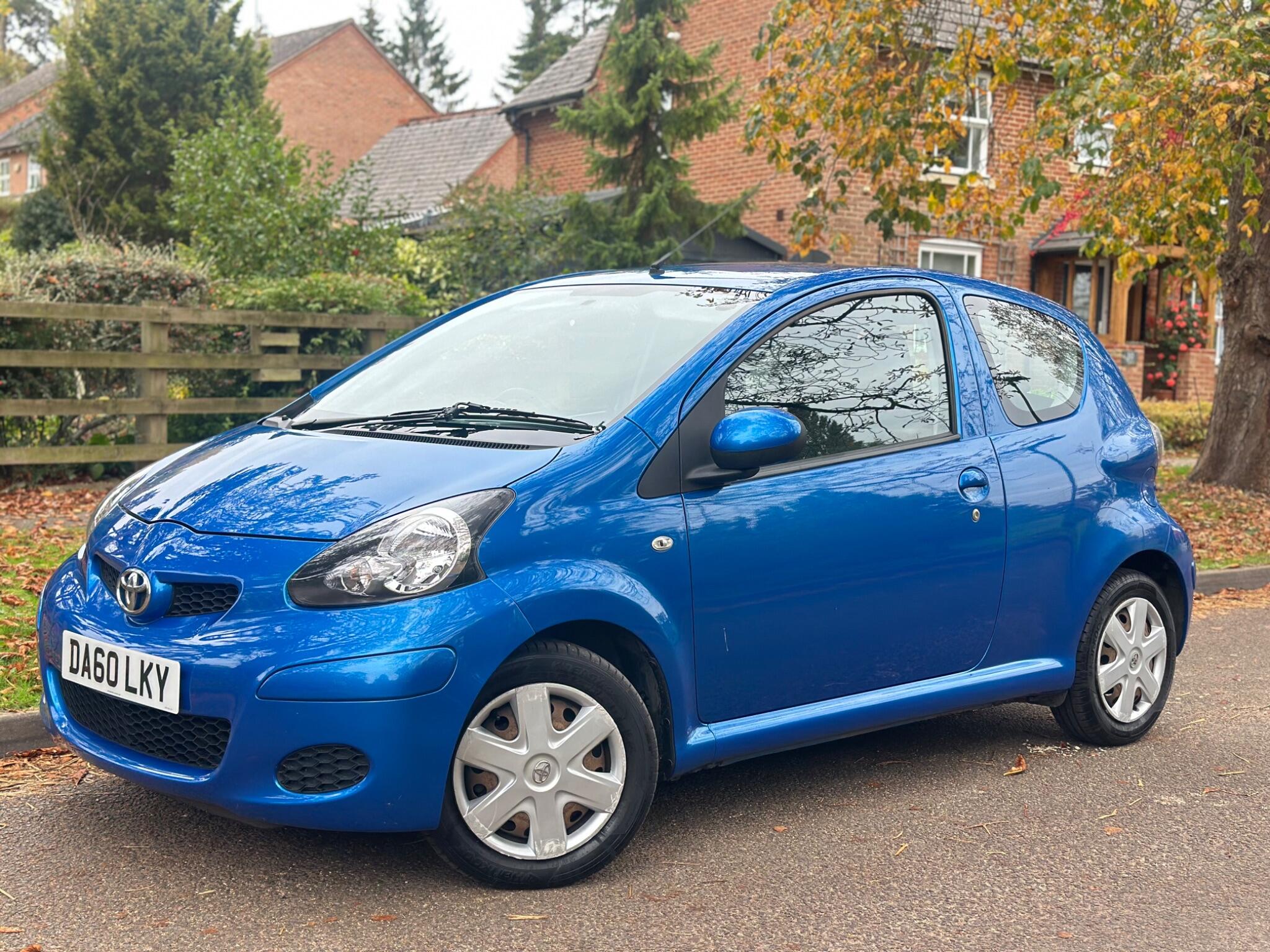 2010 Toyota AYGO image 1
