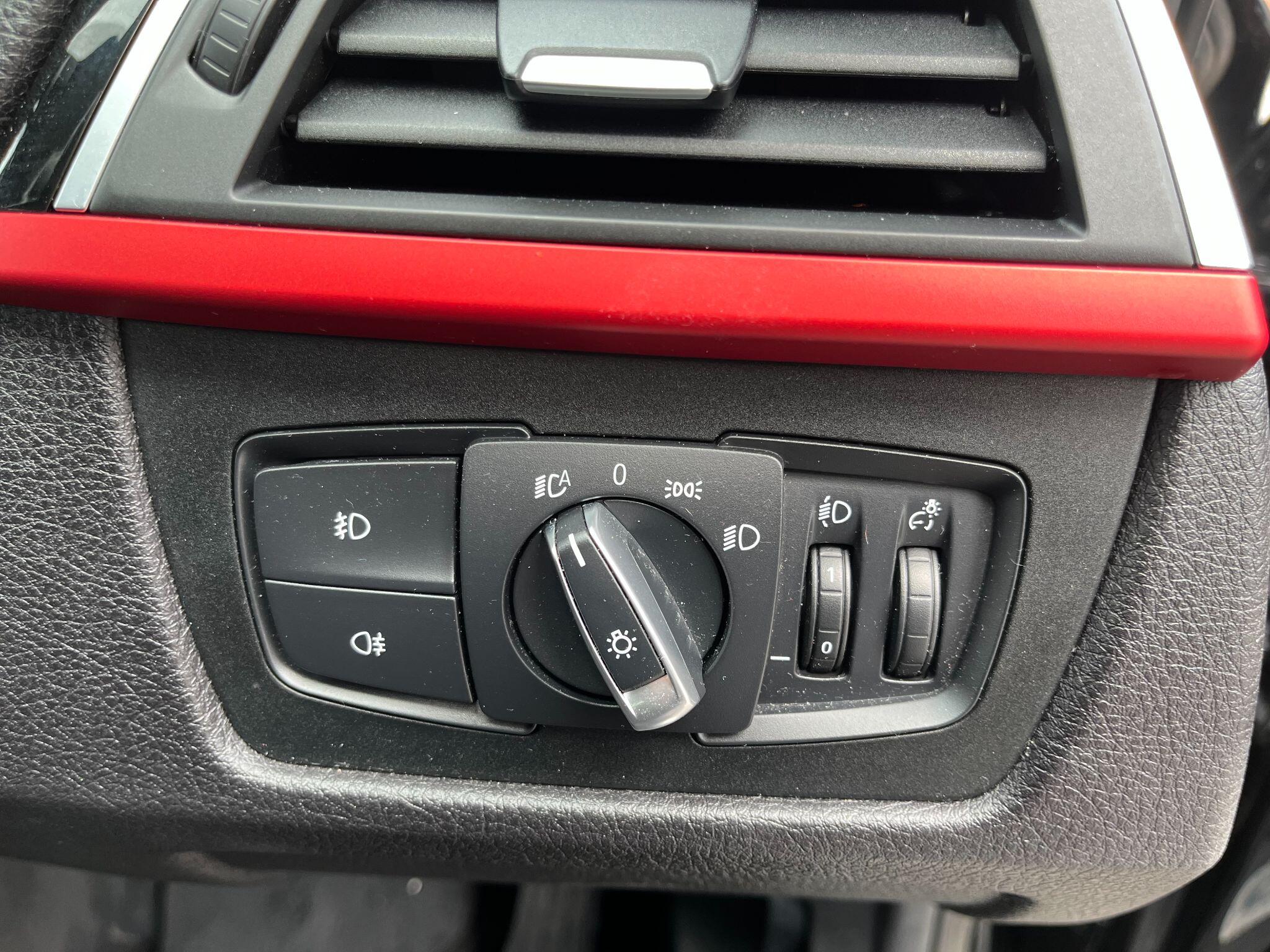 BMW 3 Series view 17