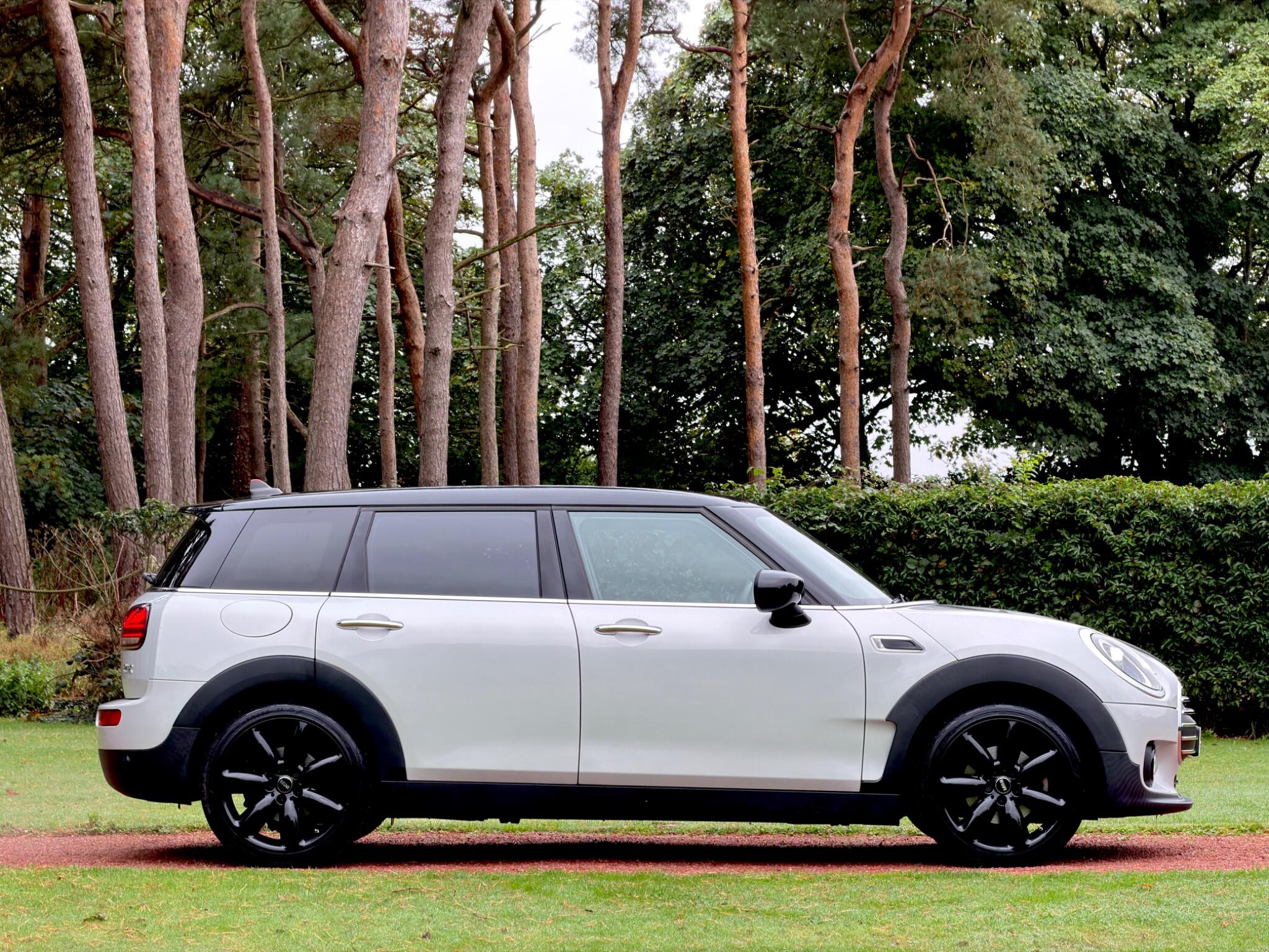 Mini Clubman view 6