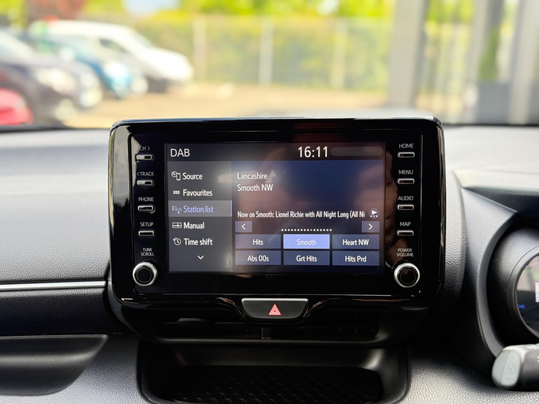 Toyota Yaris view 59