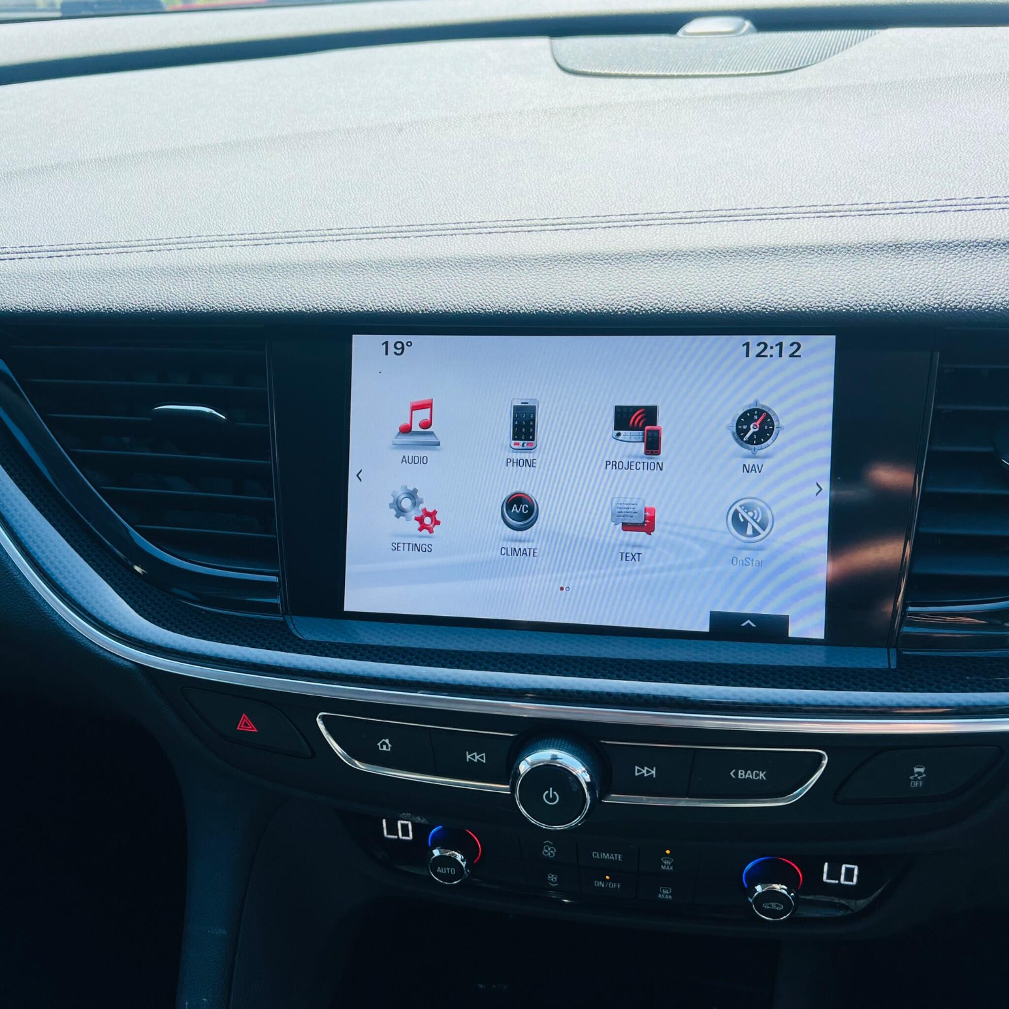 Vauxhall Insignia view 24