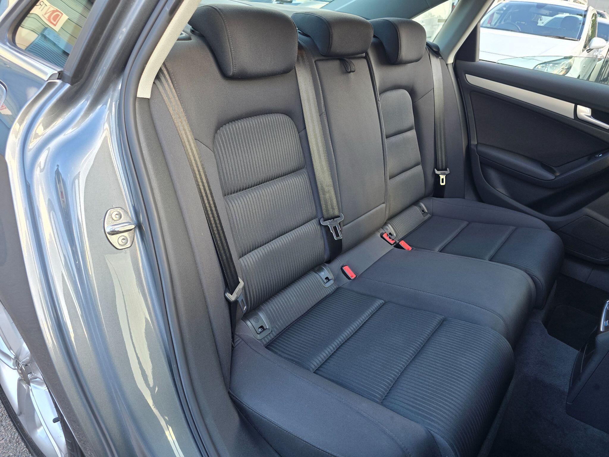 Audi A4 view 51