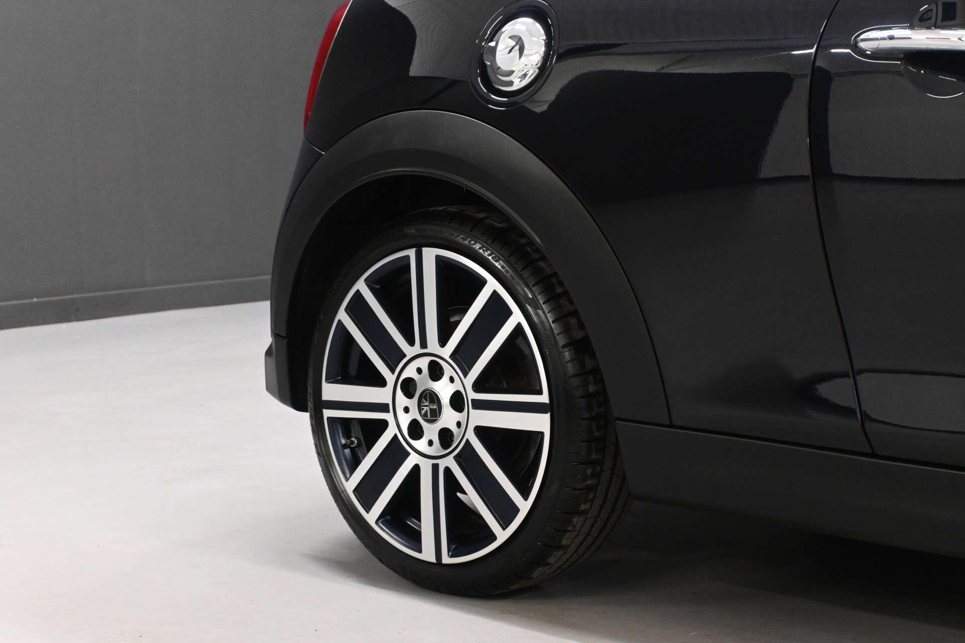 Mini Hatch view 53