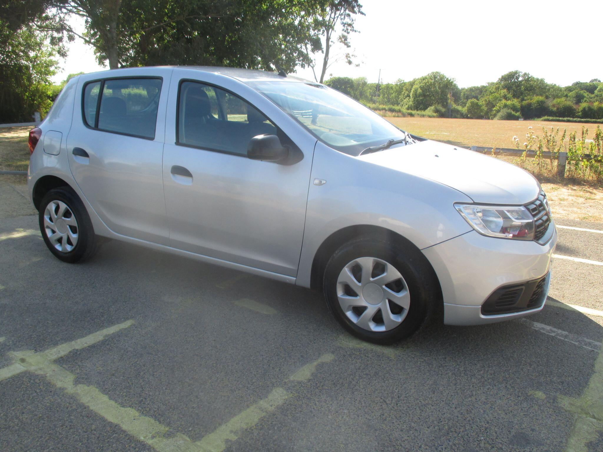 Dacia Sandero view 5