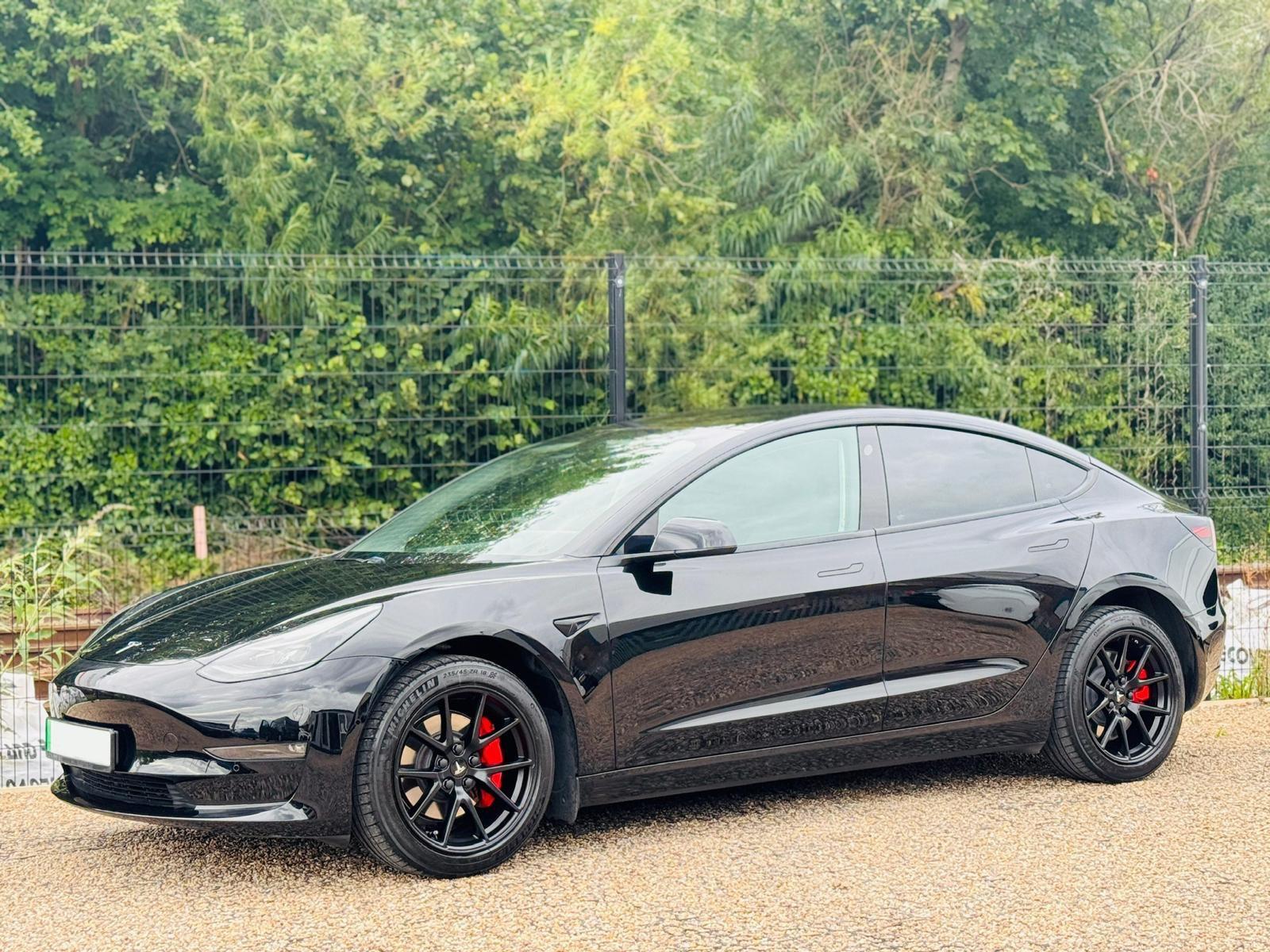 Tesla Model 3 view 11