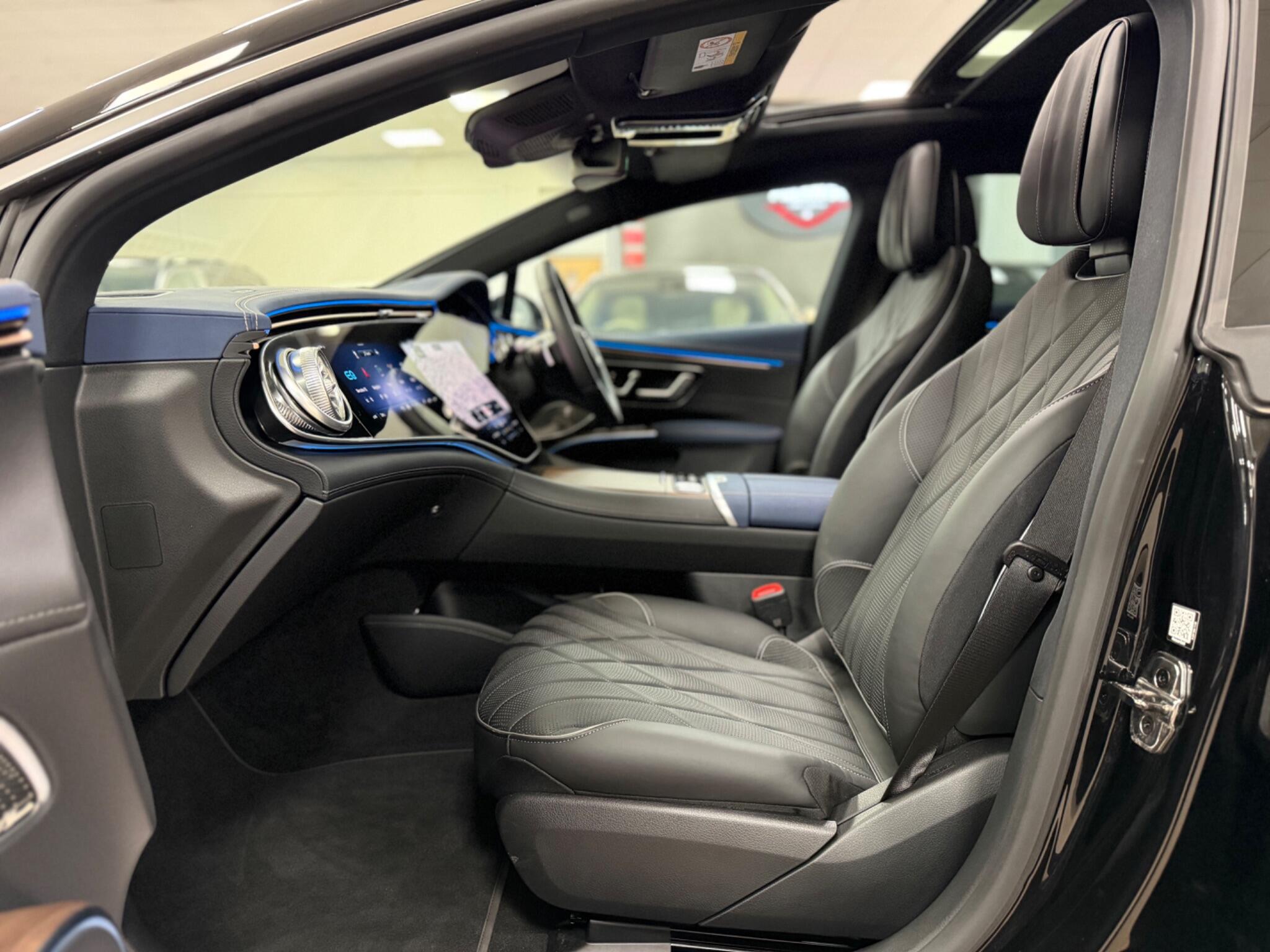 Mercedes-Benz EQS view 61