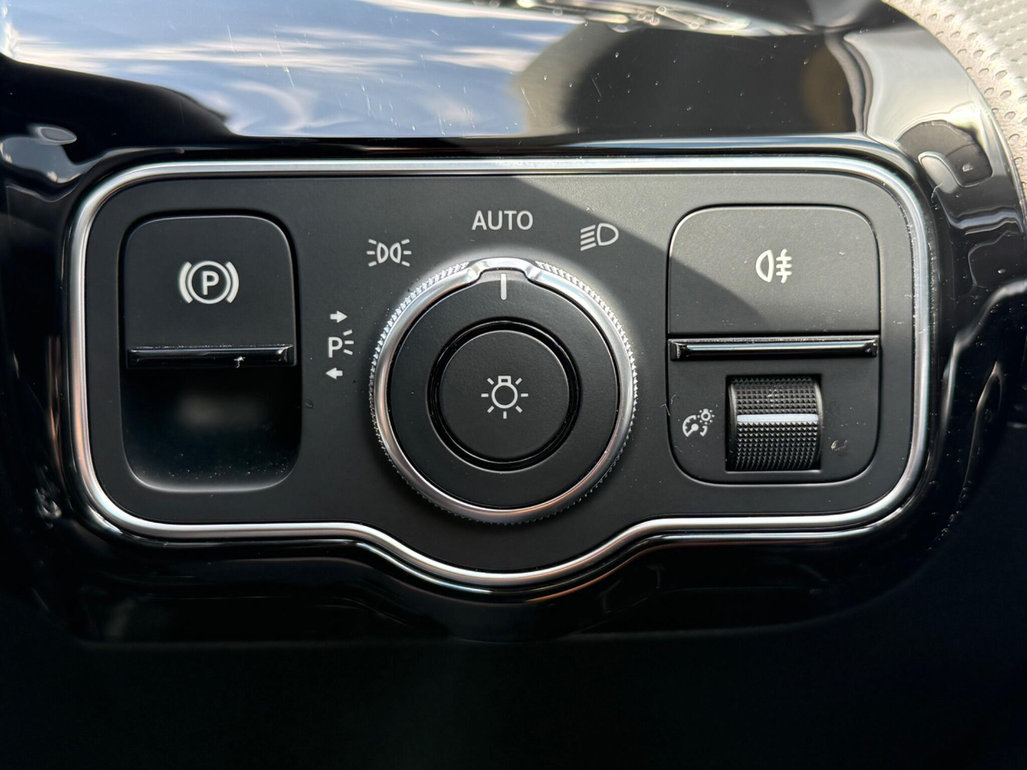 Mercedes-Benz A Class view 13