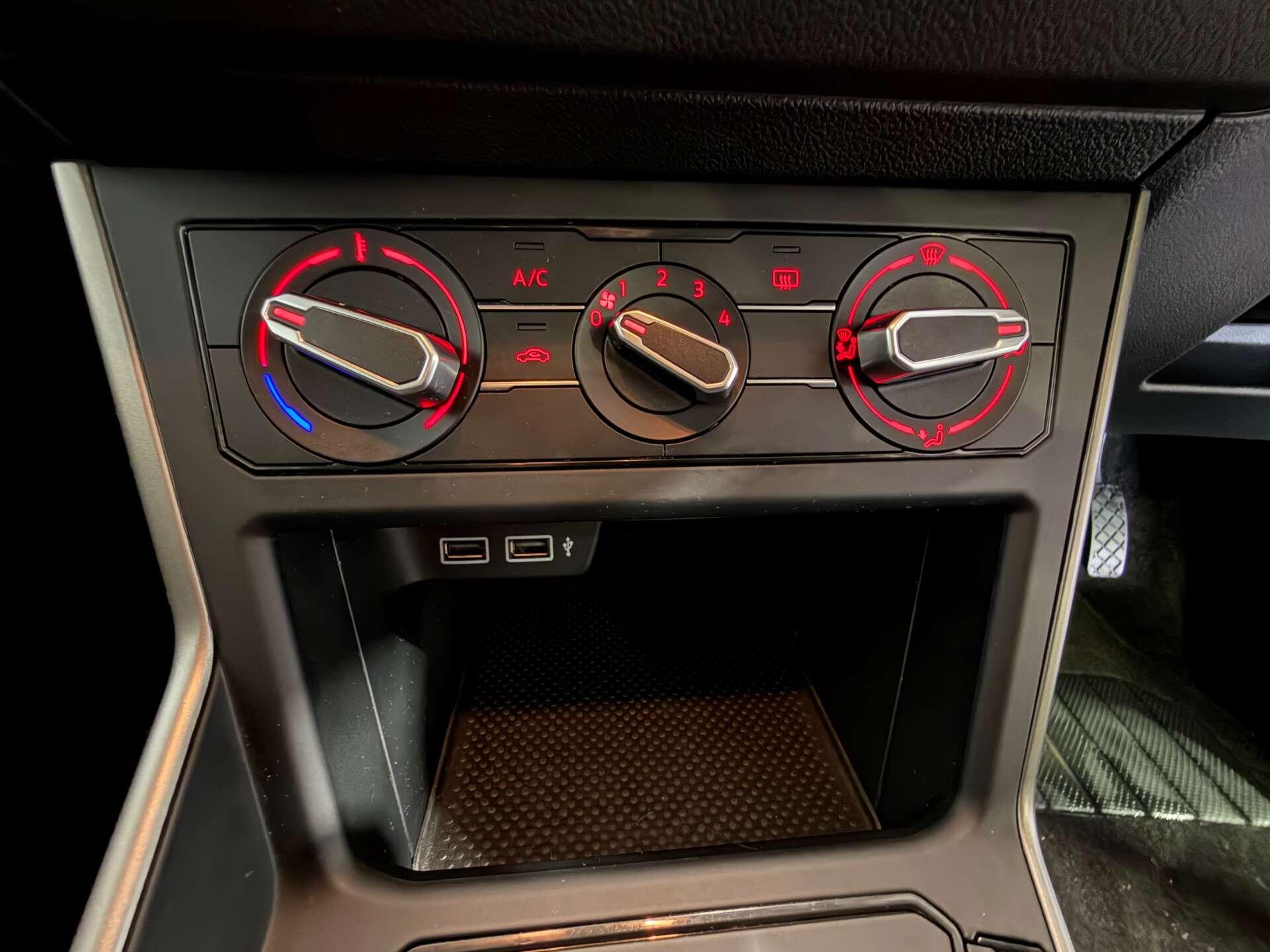 Volkswagen Polo view 33