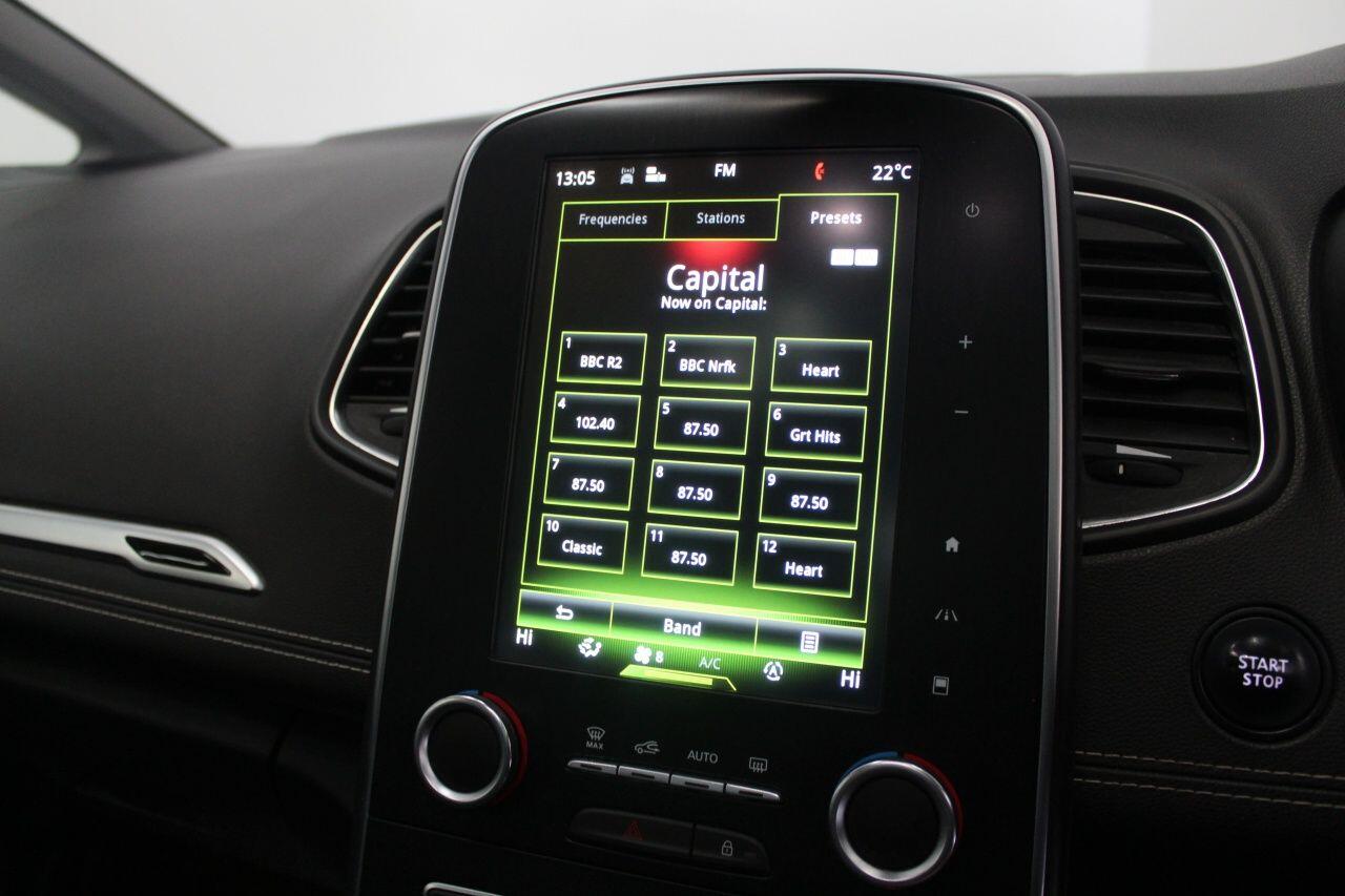 Renault Grand Scenic view 40