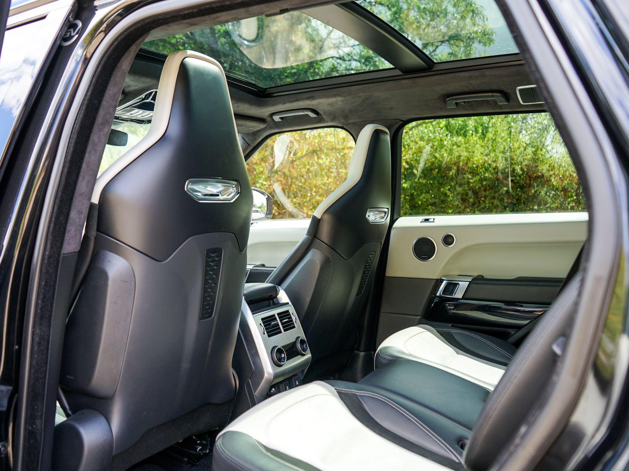 Land Rover Range Rover Sport view 14