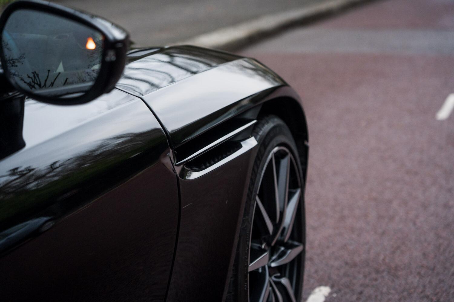 Aston Martin DB11 view 23