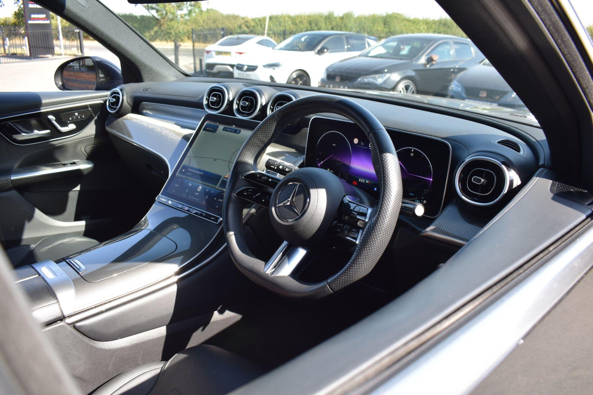Mercedes-Benz GLC view 11