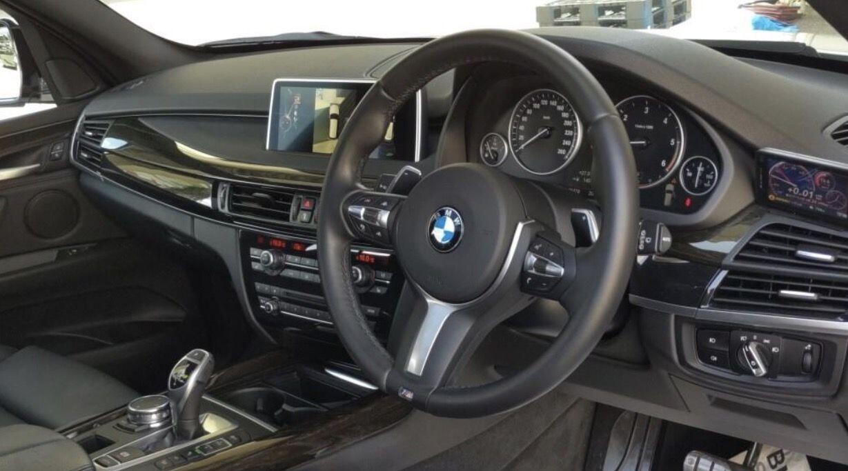 BMW X5 view 6