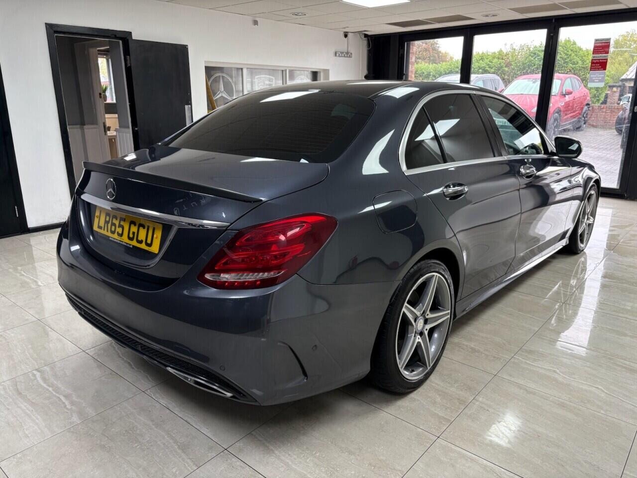 Mercedes-Benz C-Class view 3